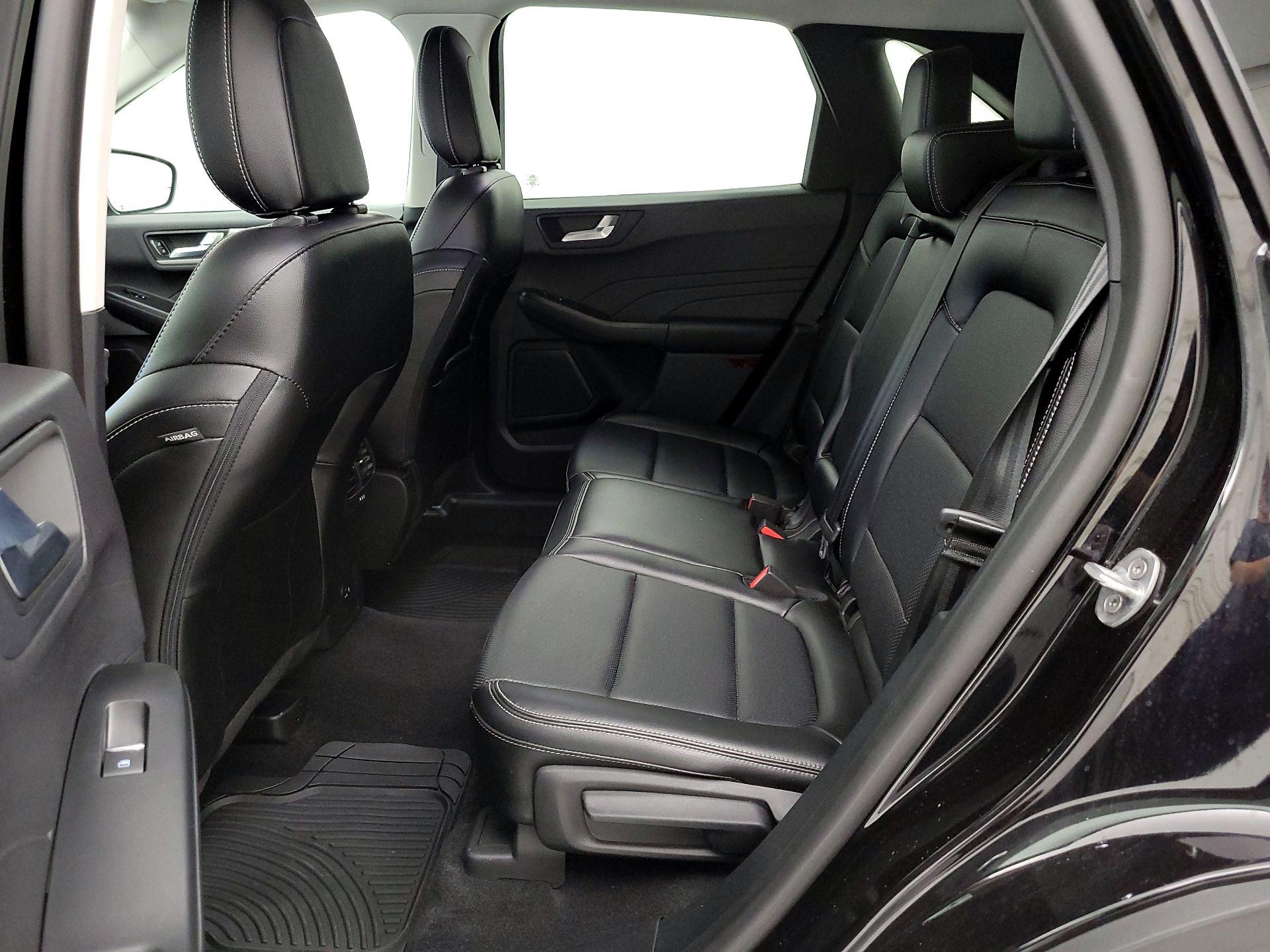 Thumbnail: 2022 Ford Escape - 19