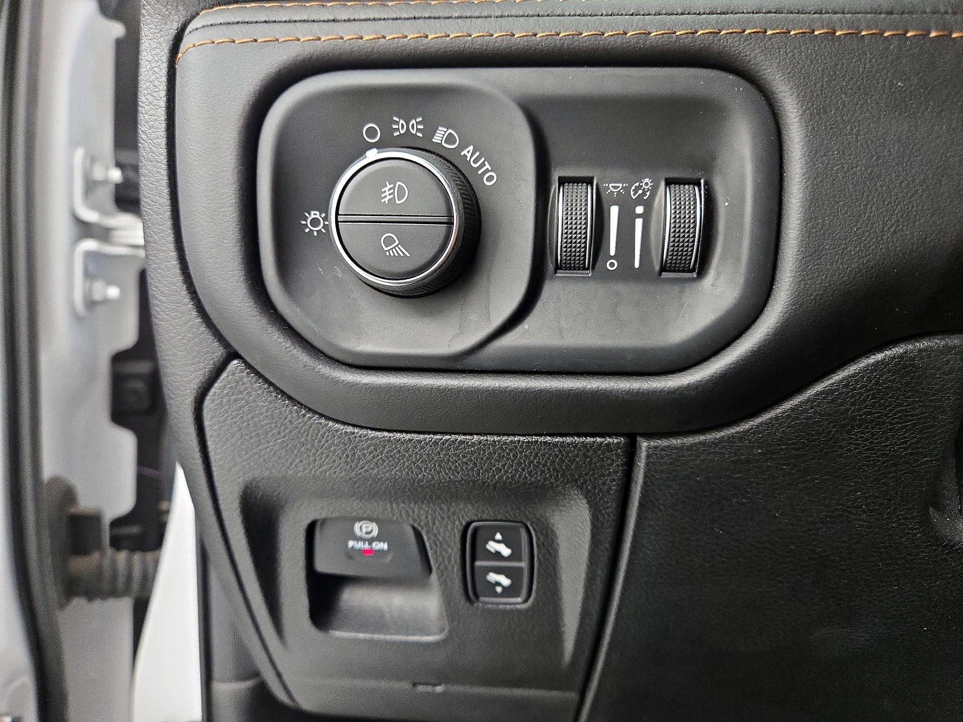 Thumbnail: 2020 RAM 1500 - 13