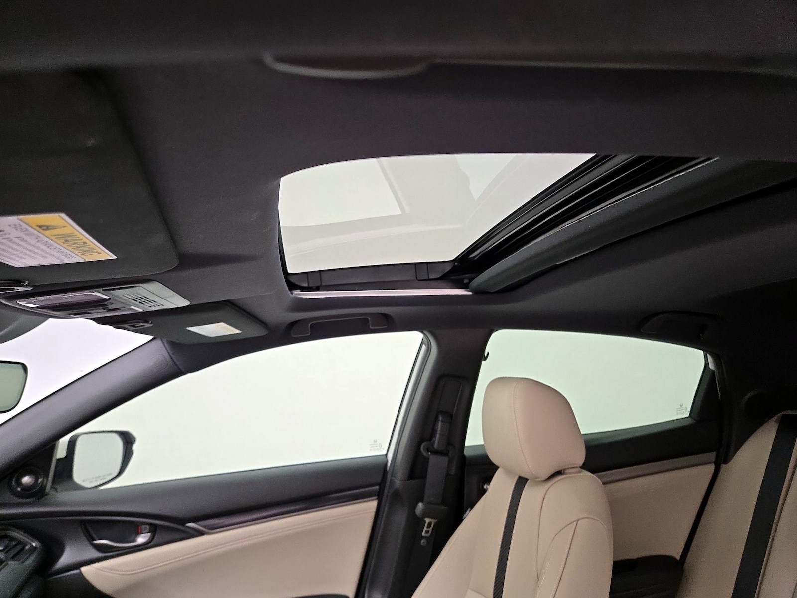 2020 Honda Civic Hatchback Sport Touring - Photo 21