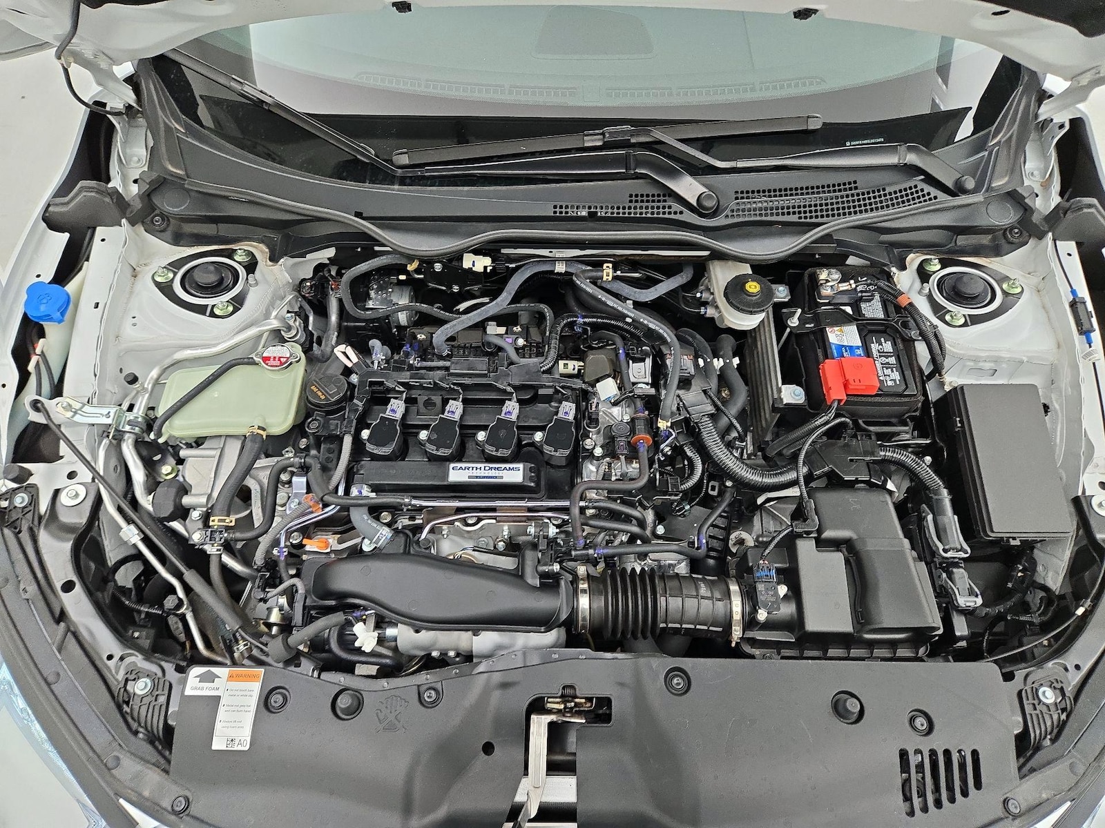 2020 Honda Civic Hatchback Sport Touring - Photo 24