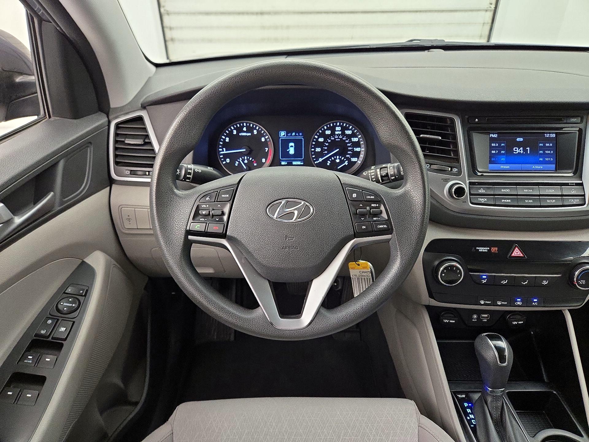 Thumbnail: 2016 Hyundai Tucson - 10