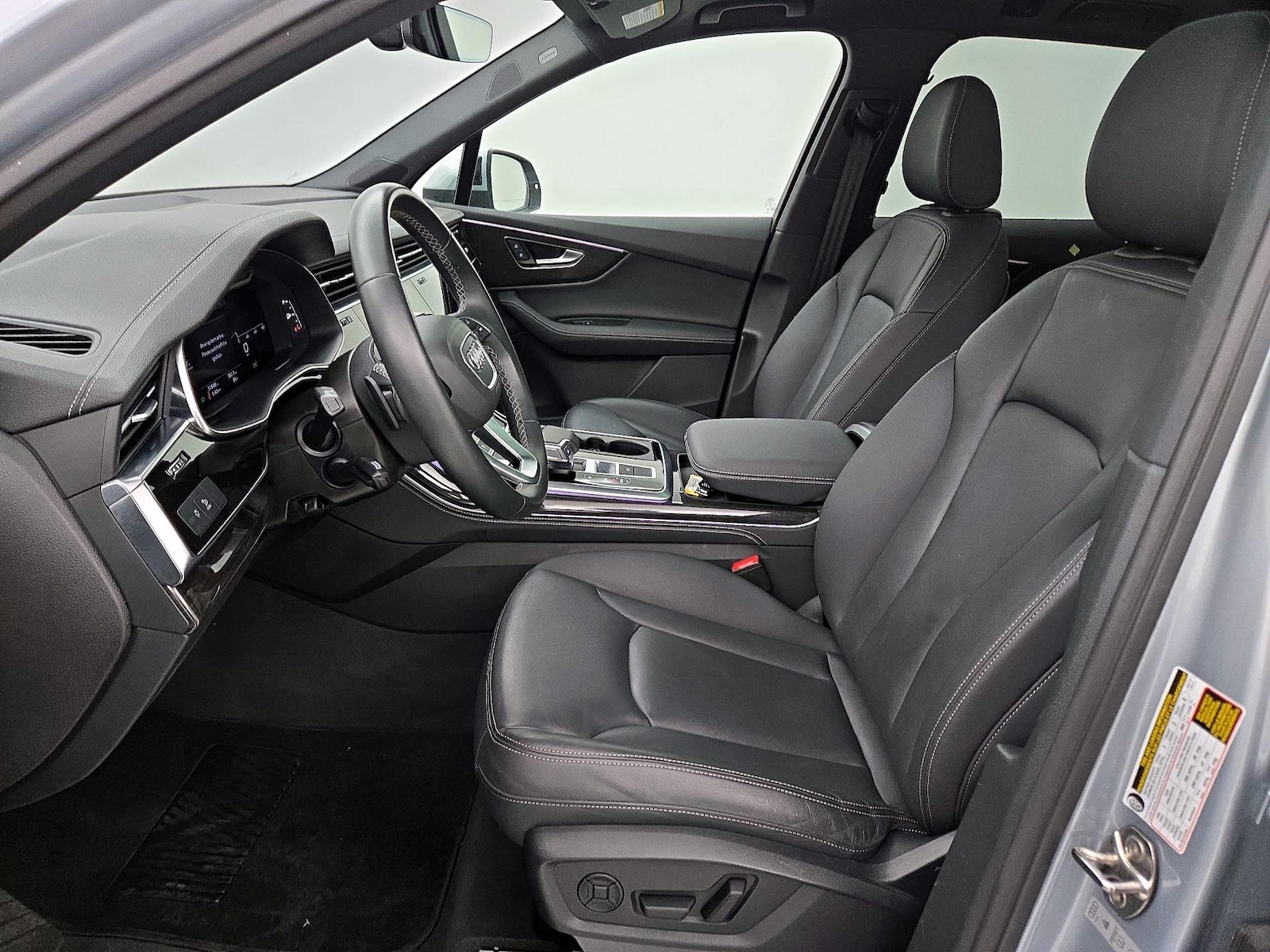 2025 Audi Q7 Premium Plus - Photo 12