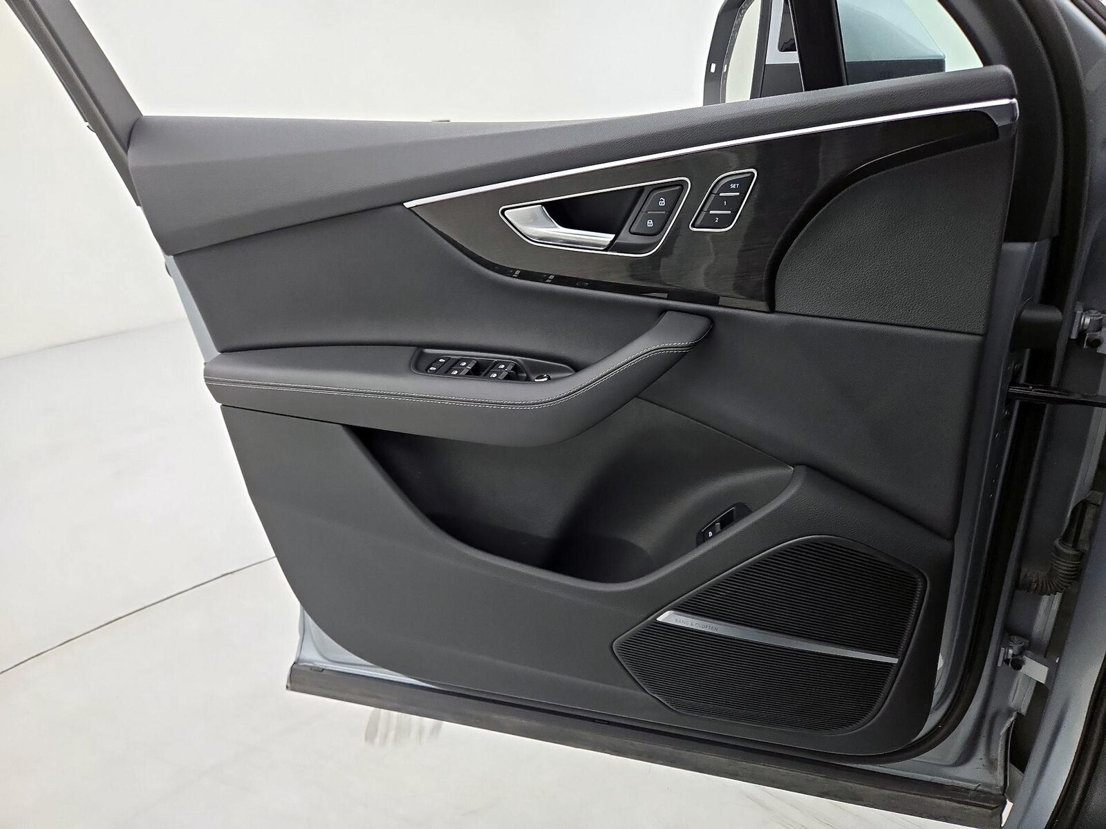 2025 Audi Q7 Premium Plus - Photo 13