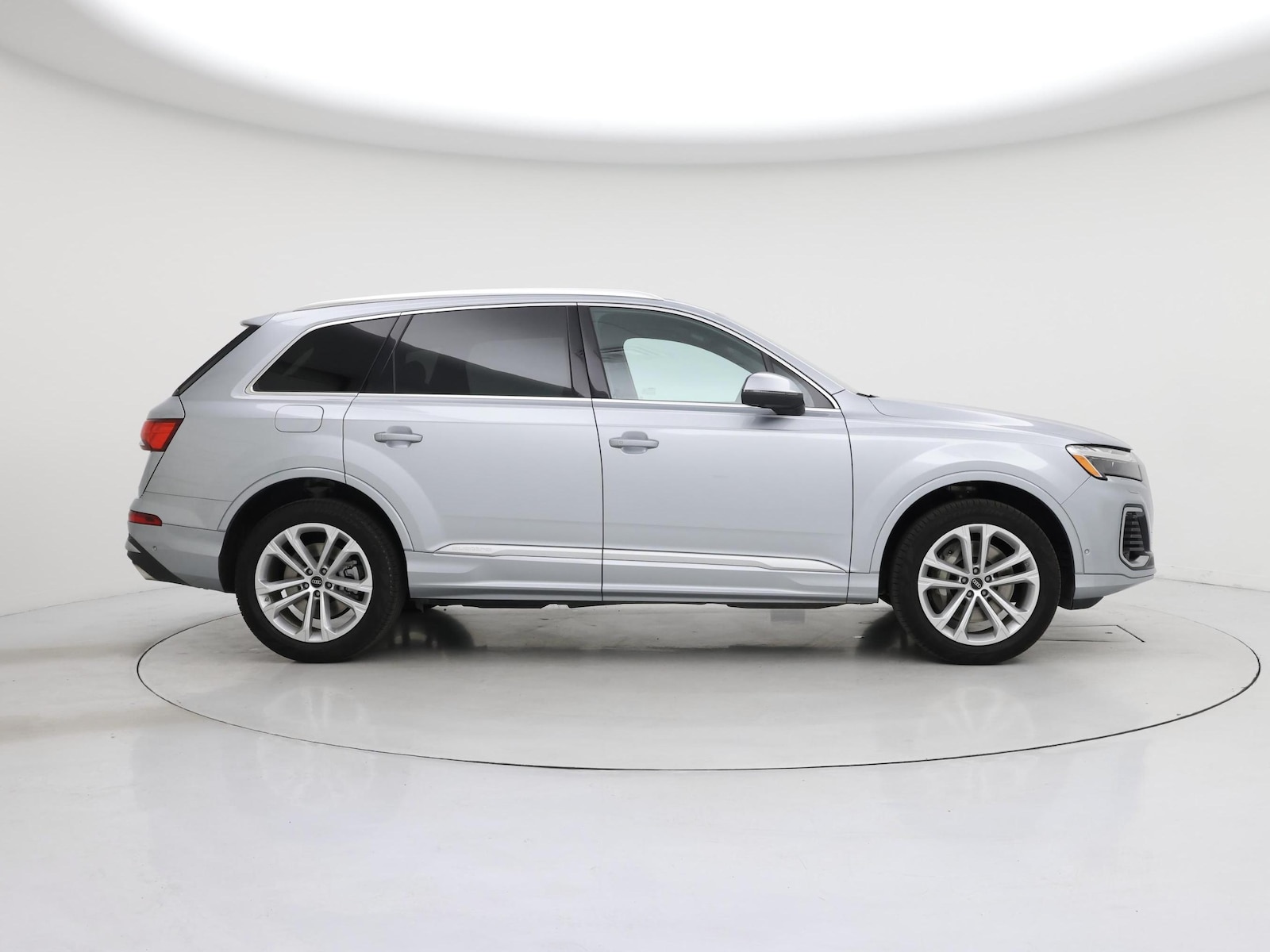 2025 Audi Q7 Premium Plus - Photo 8