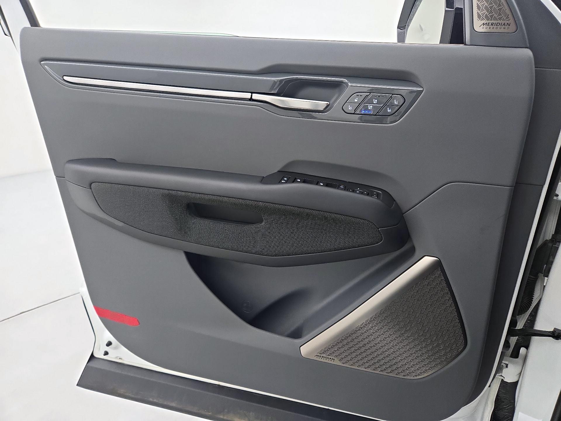 Thumbnail: 2024 Kia EV9 - 12