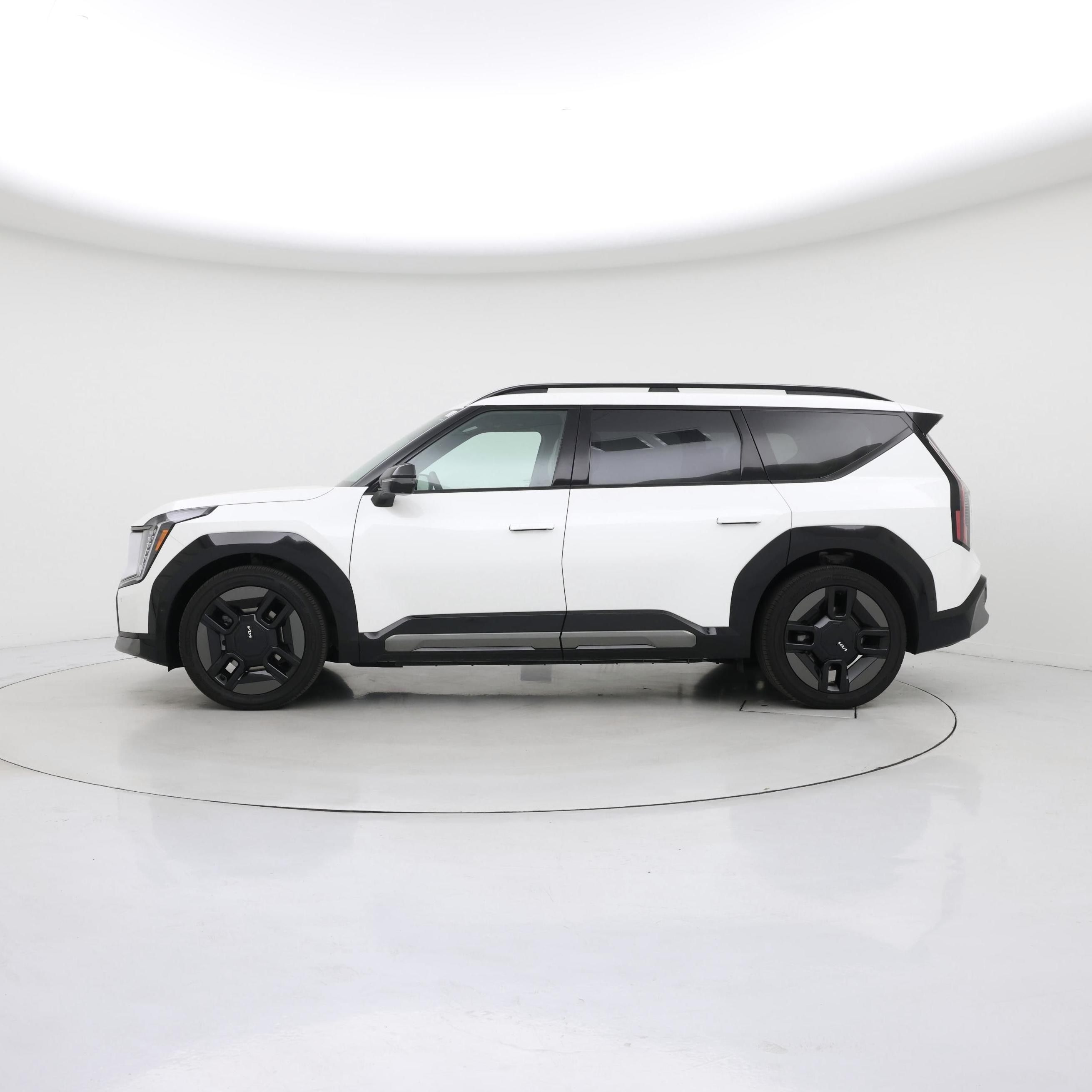 Thumbnail: 2024 Kia EV9 - 3