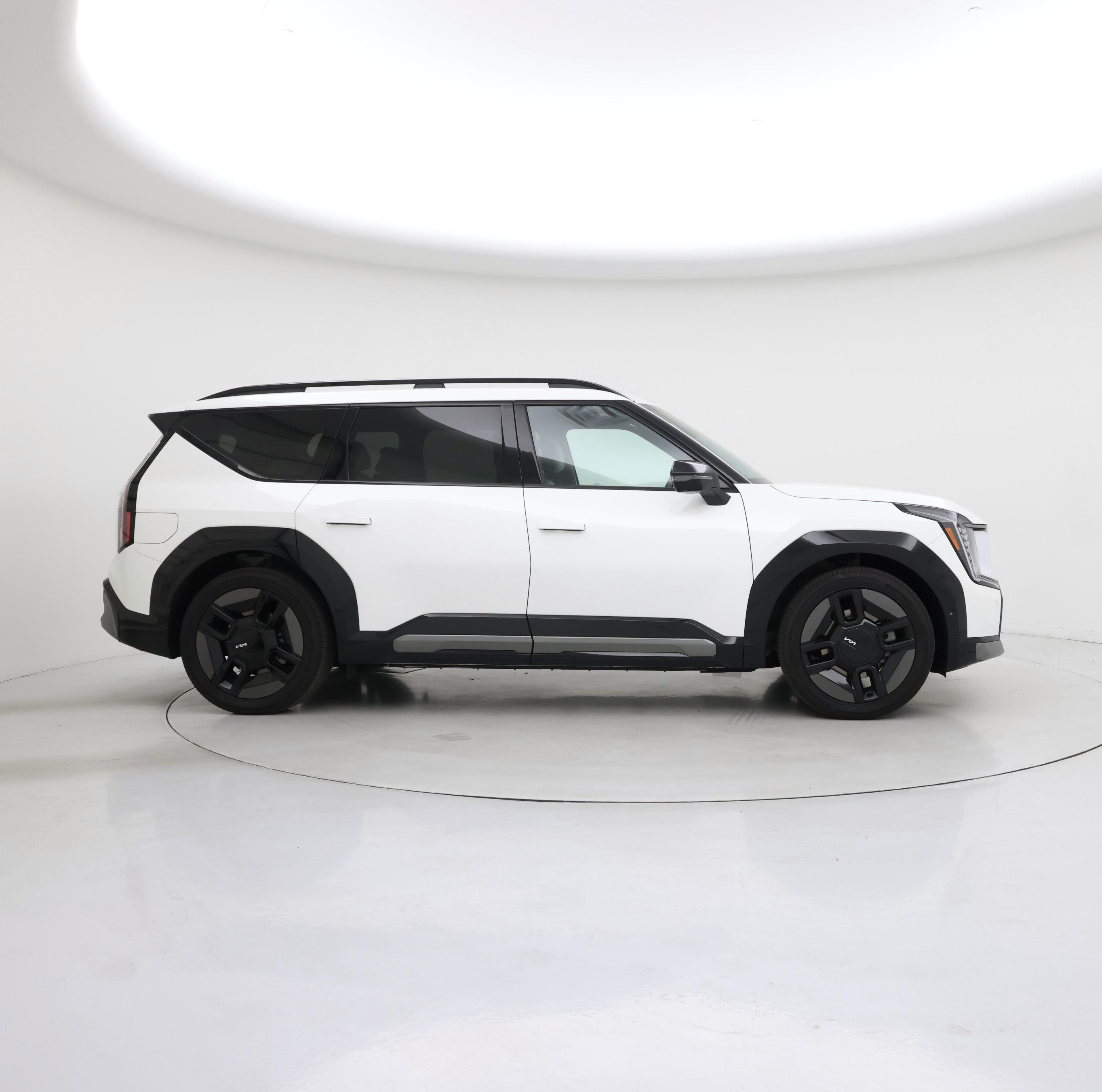 Thumbnail: 2024 Kia EV9 - 7