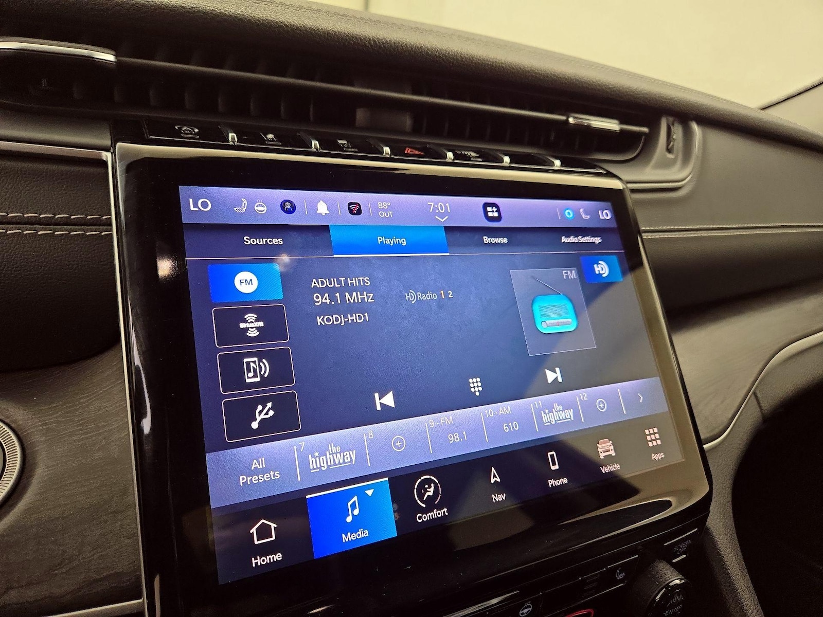 2023 Jeep Grand Cherokee Limited - Photo 17