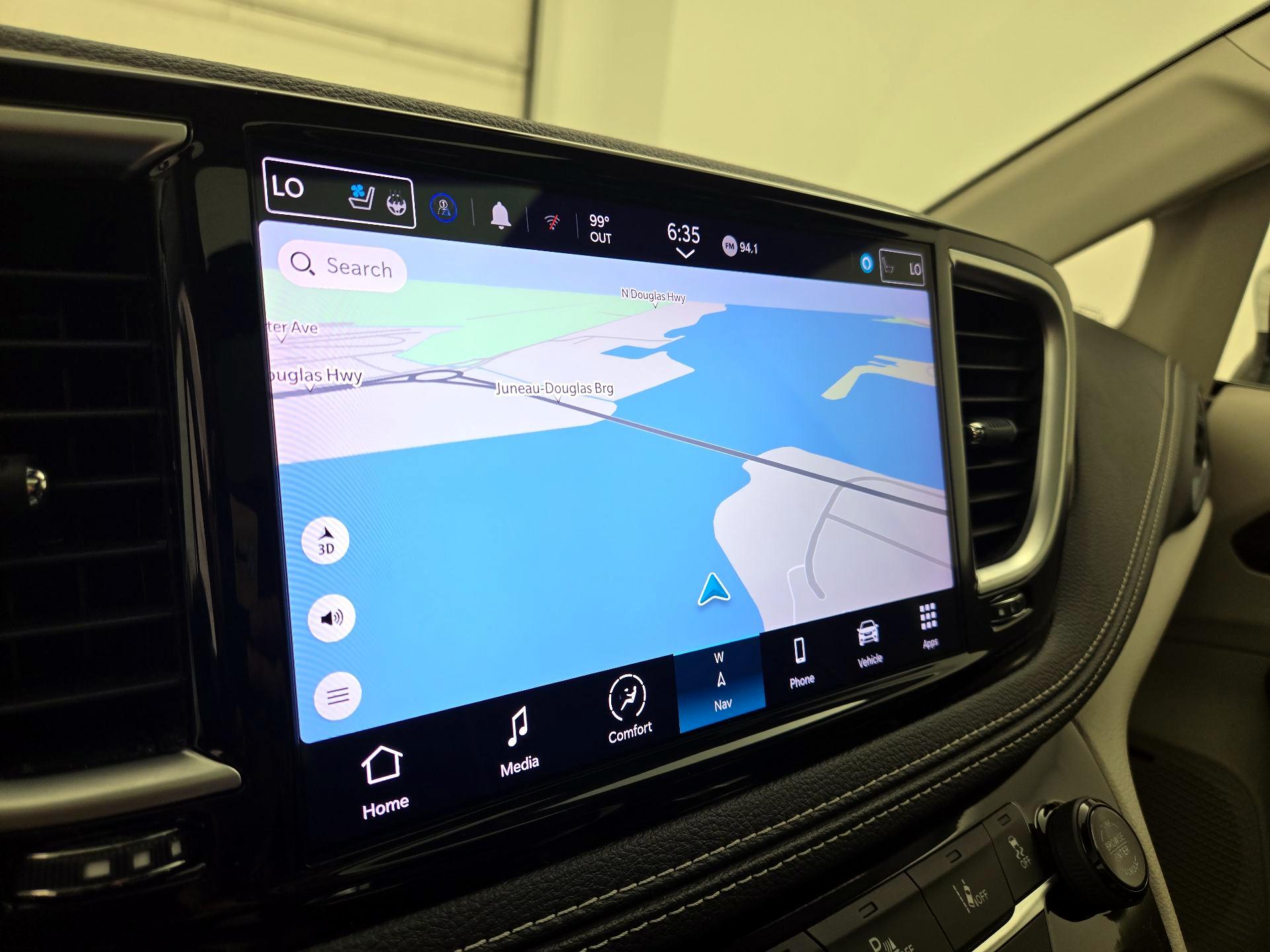 Thumbnail: 2023 Chrysler Pacifica - 14