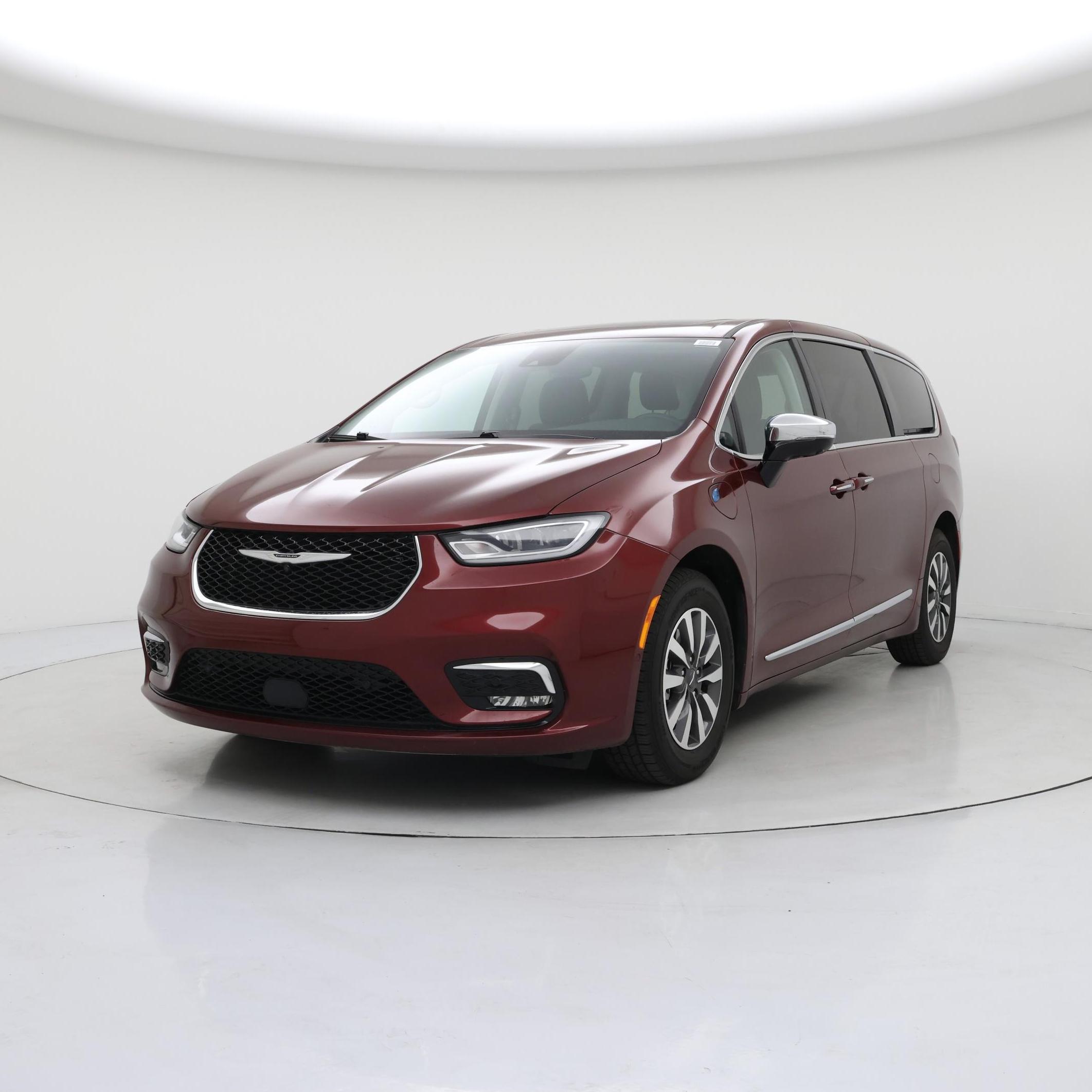 Thumbnail: 2023 Chrysler Pacifica - 4