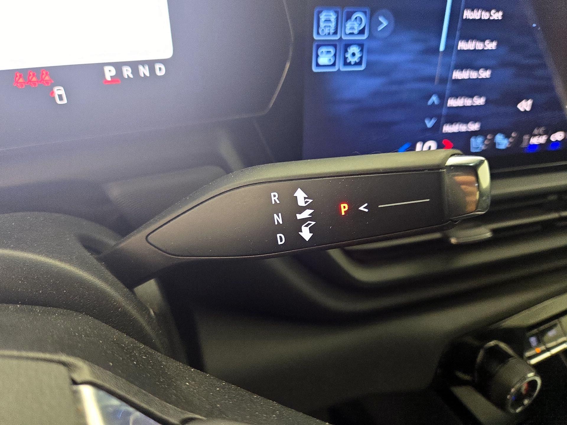 Thumbnail: 2025 Chevrolet Silverado EV - 17