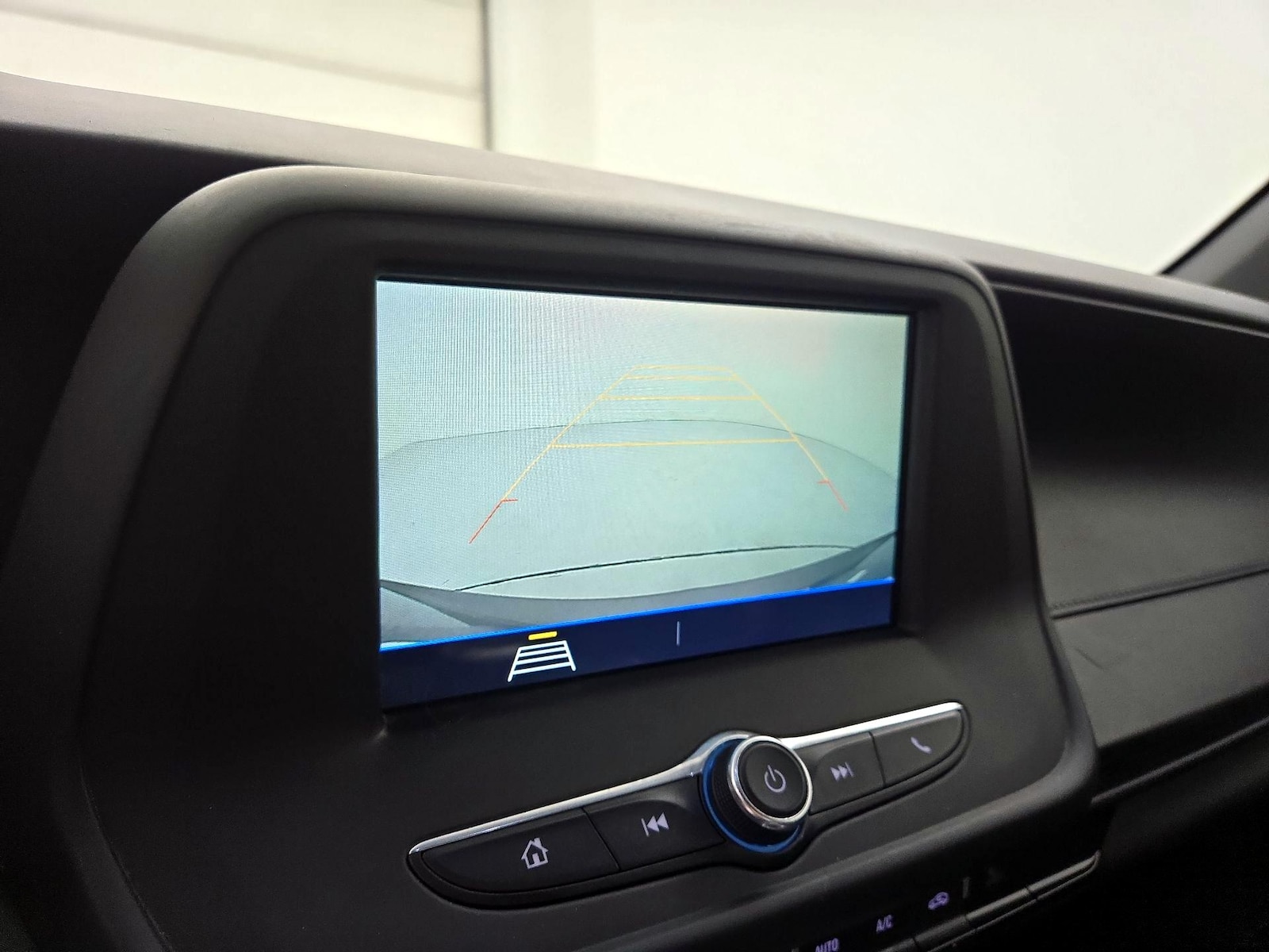 2019 Chevrolet Camaro 1LT - Photo 14