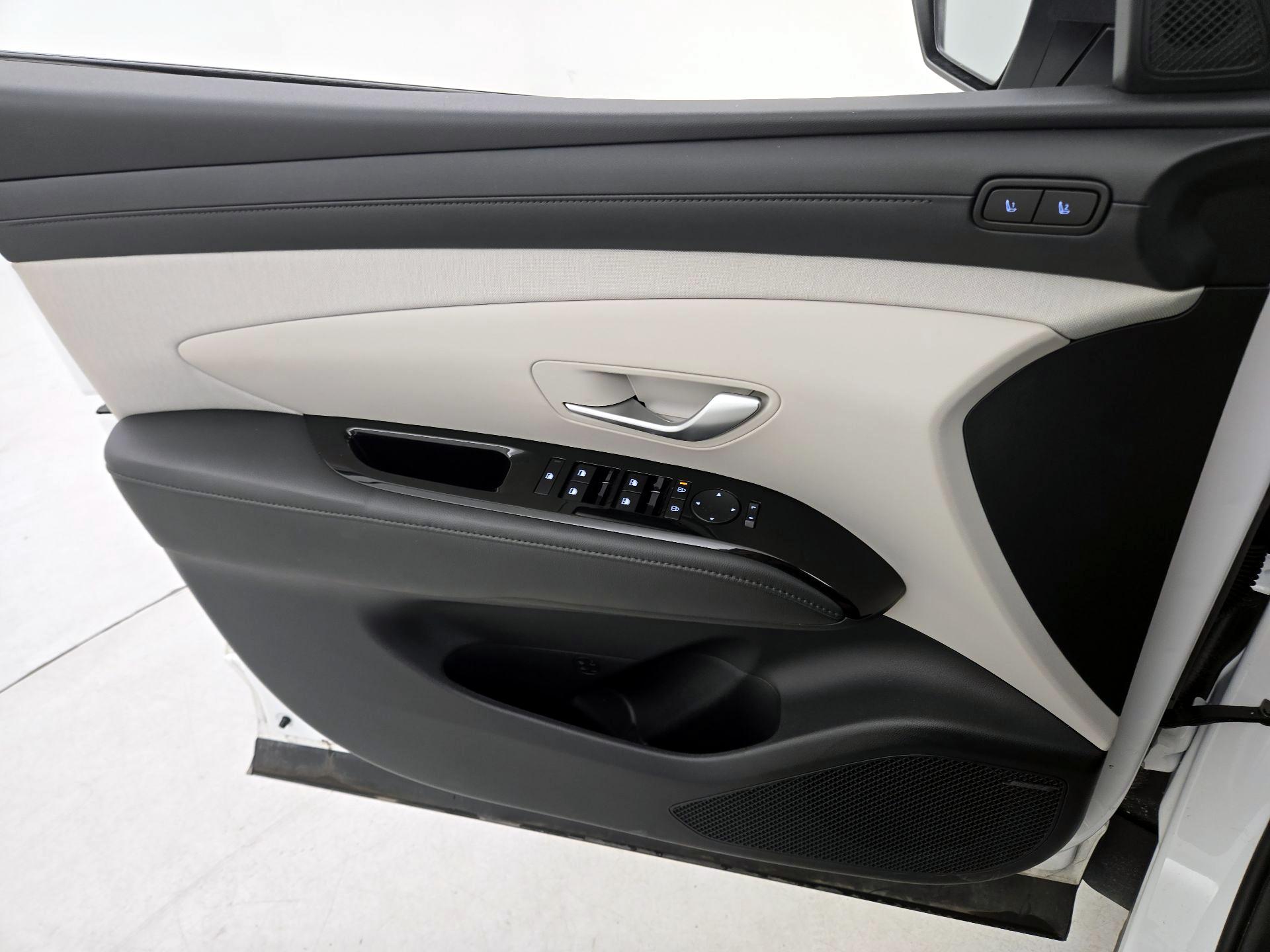 Thumbnail: 2025 Hyundai Tucson - 12