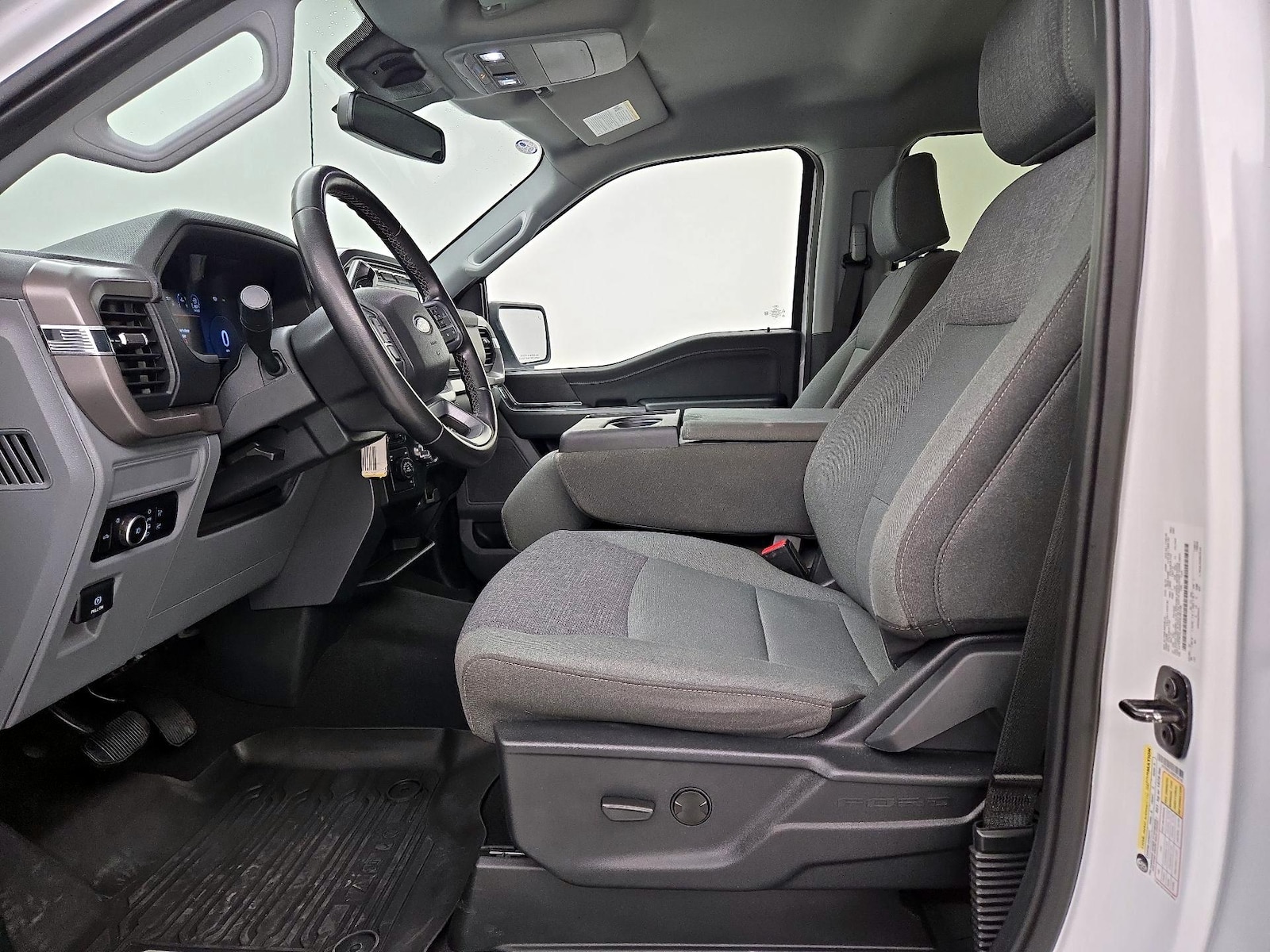 2024 Ford F-150 XLT - Photo 12