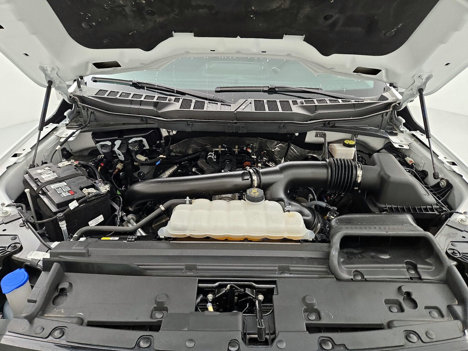 2024 Ford F-150 XLT - Photo 23
