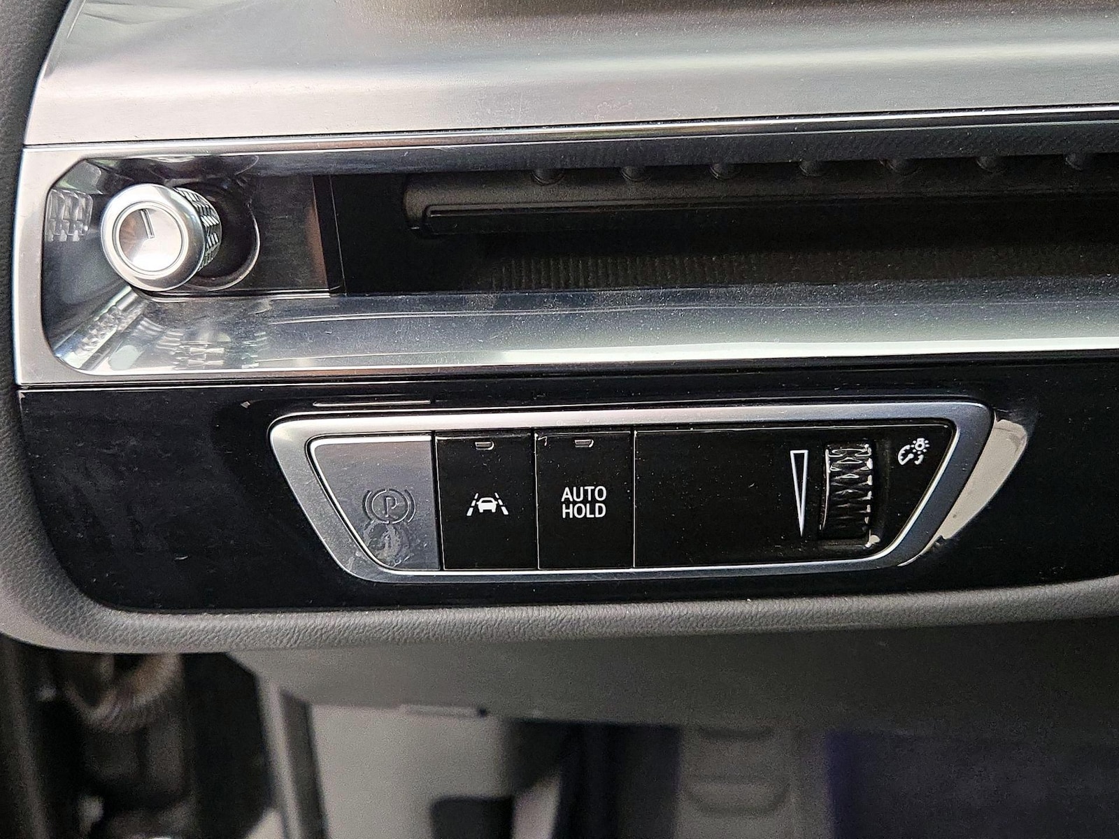 2024 Cadillac LYRIQ Sport 1 - Photo 14