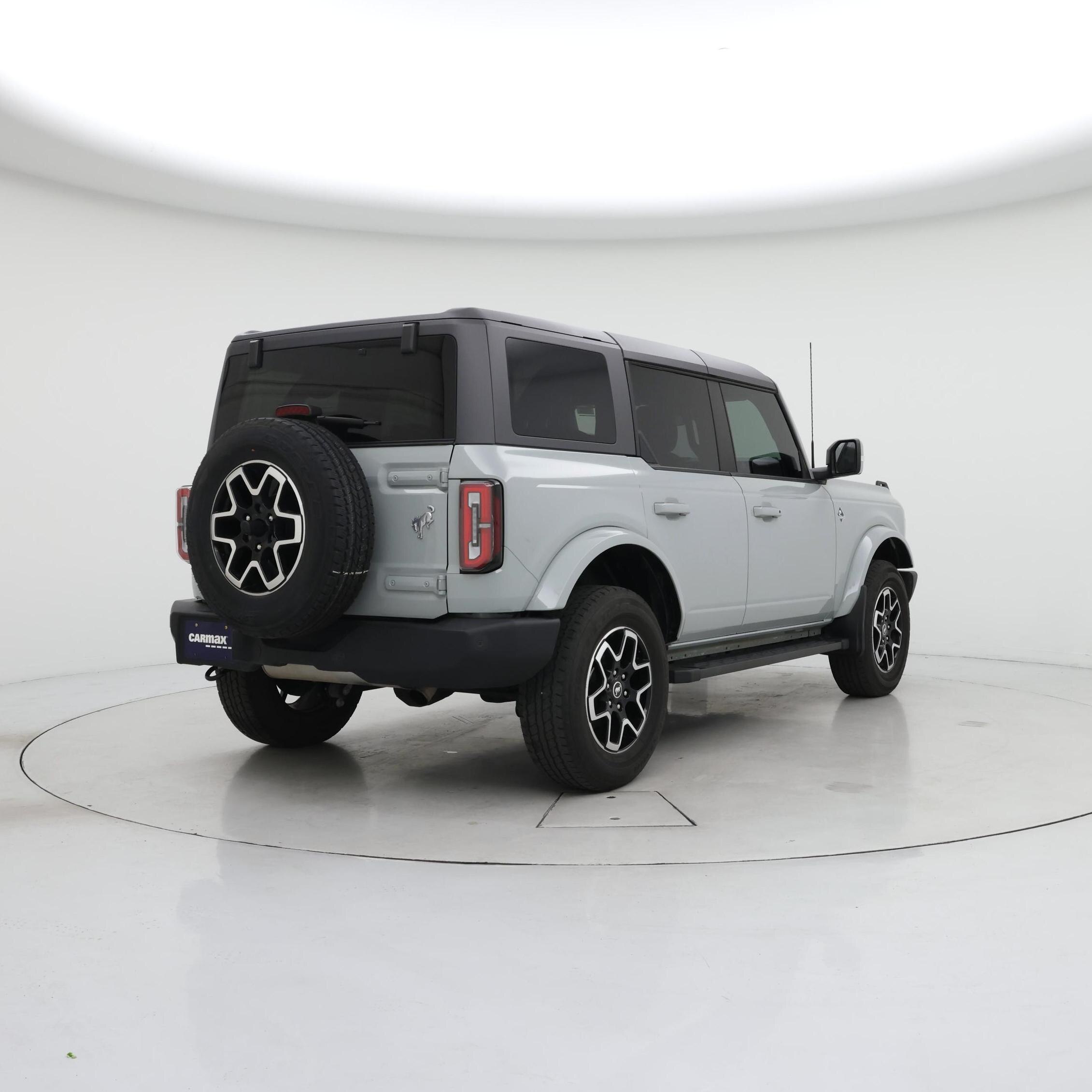 Thumbnail: 2023 Ford Bronco - 8