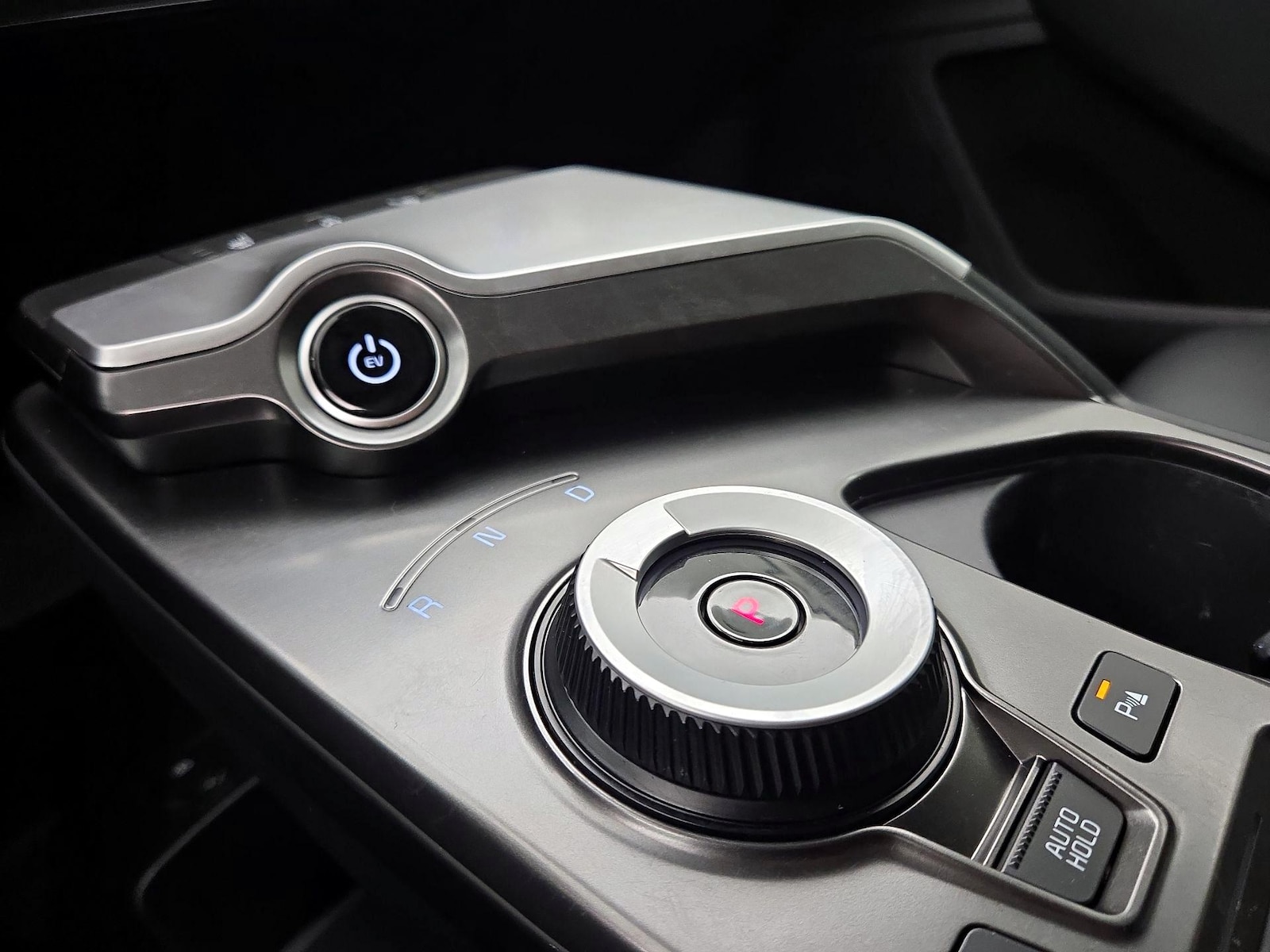 2024 Kia EV6 Light L/R - Photo 19