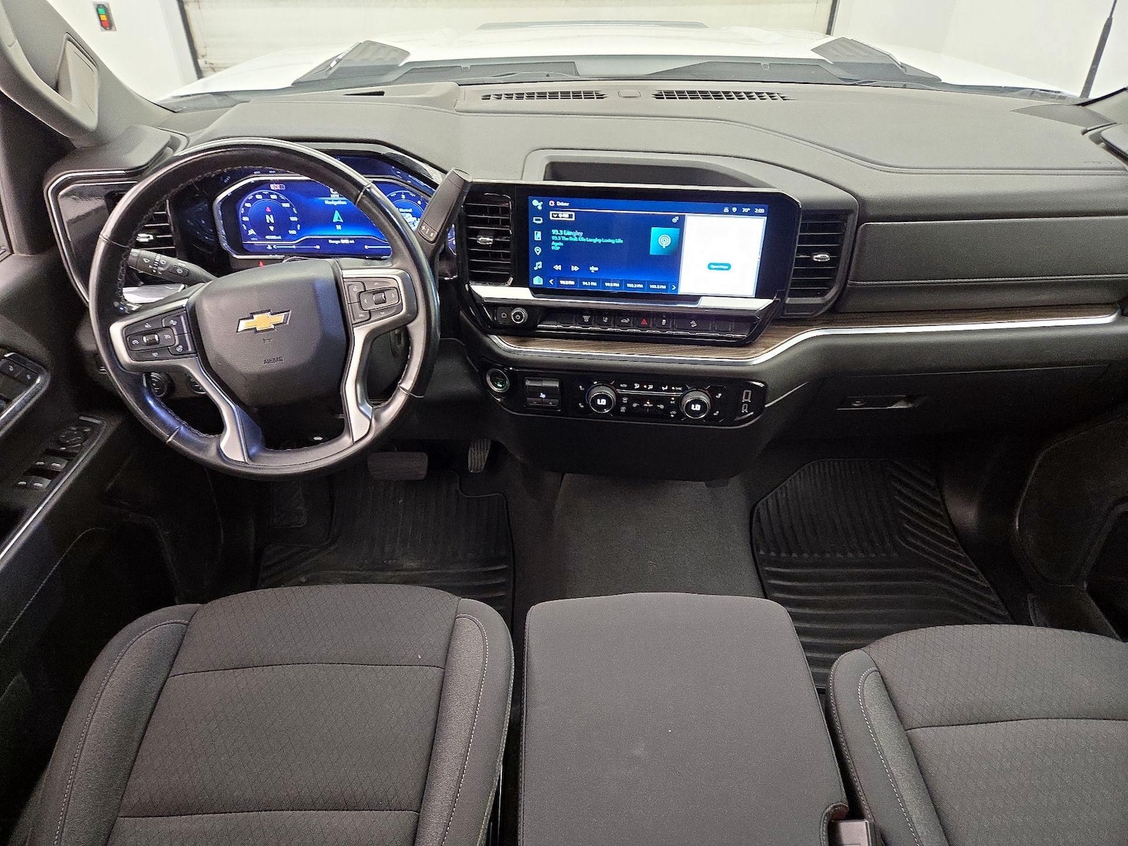 2024 Chevrolet Silverado 2500HD LT - Photo 10