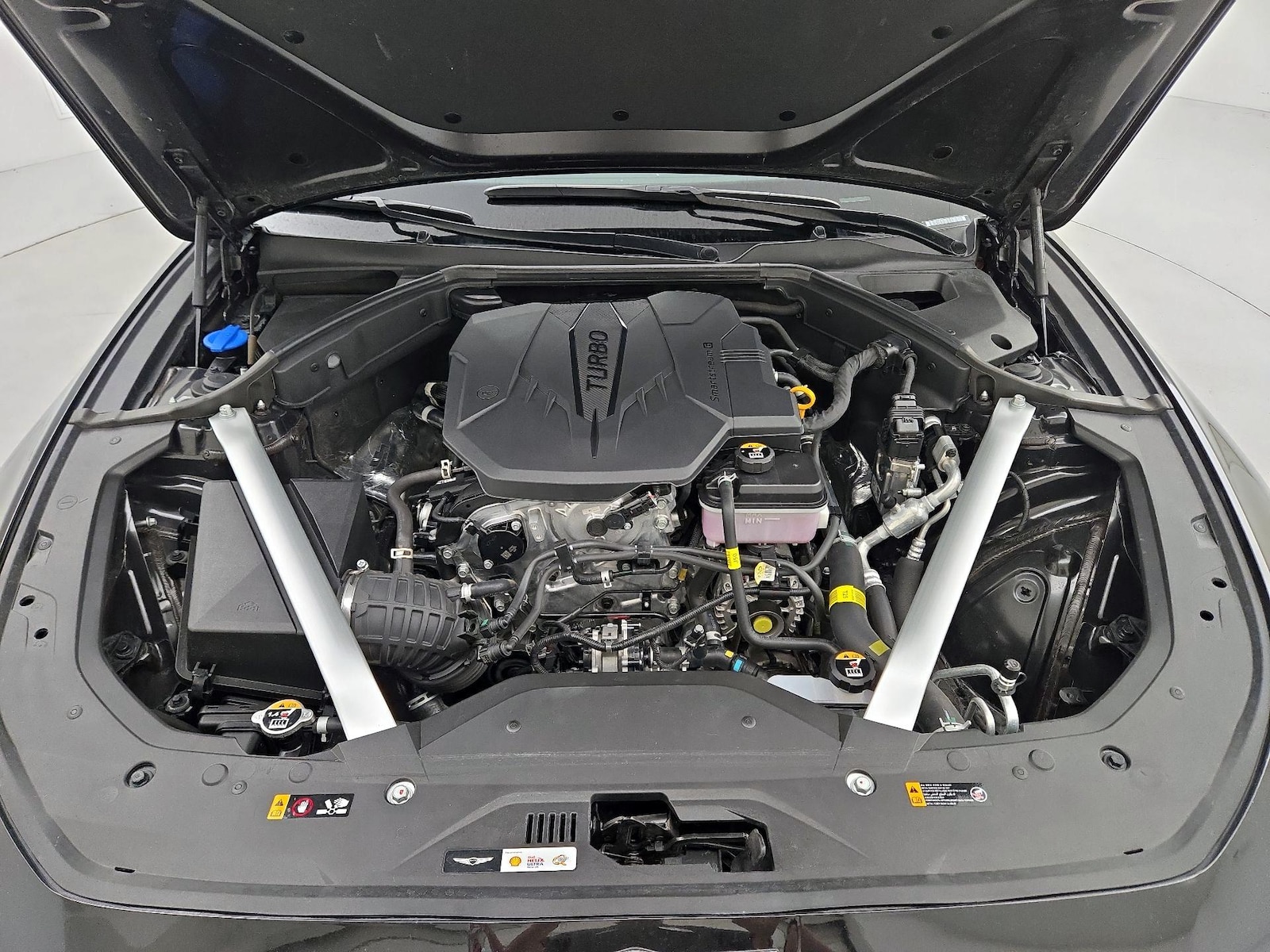 2025 GENESIS G70 Standard - Photo 23