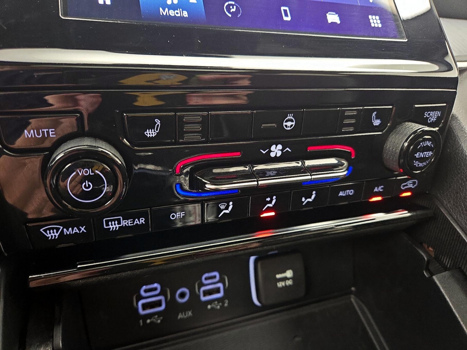 2024 Jeep Grand Cherokee Altitude - Photo 17