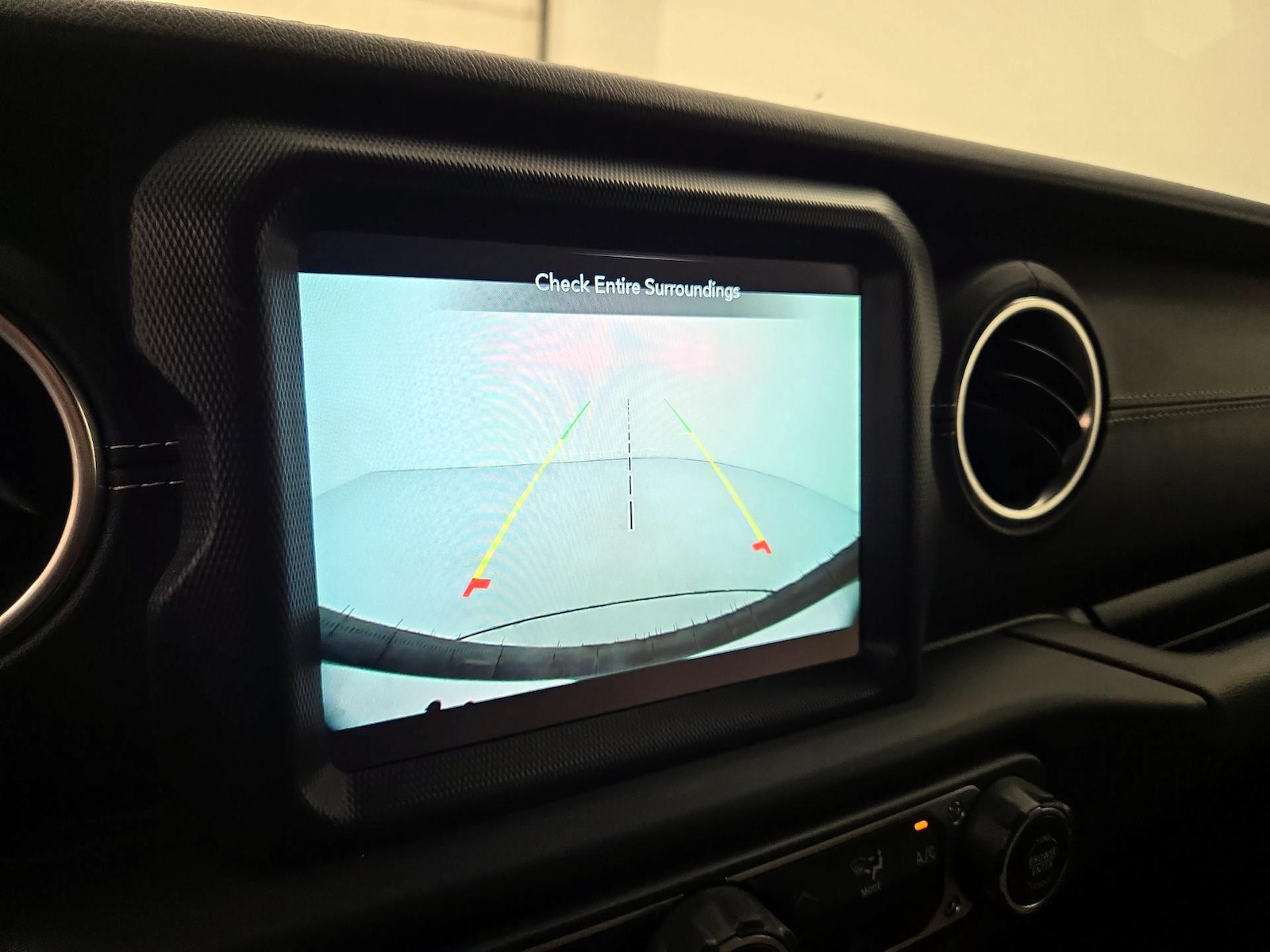2021 Jeep Wrangler Unlimited Sahara - Photo 16