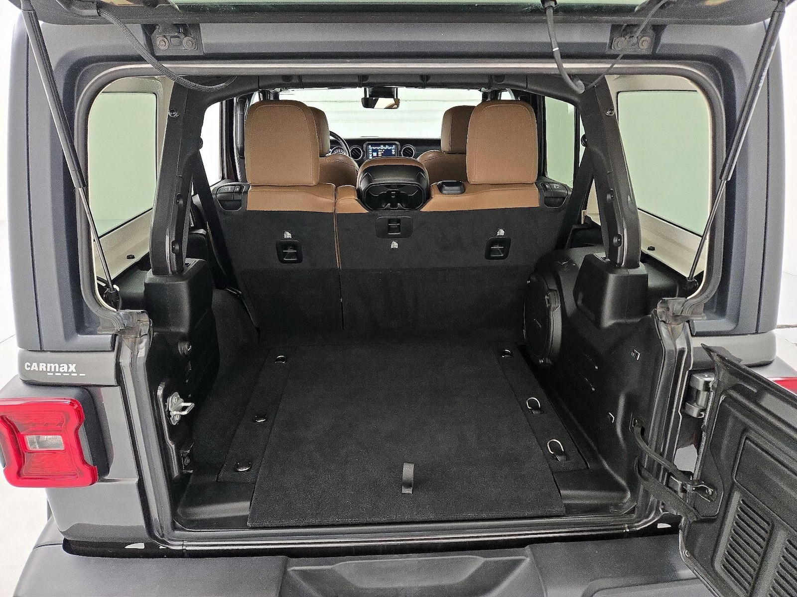 2021 Jeep Wrangler Unlimited Sahara - Photo 22