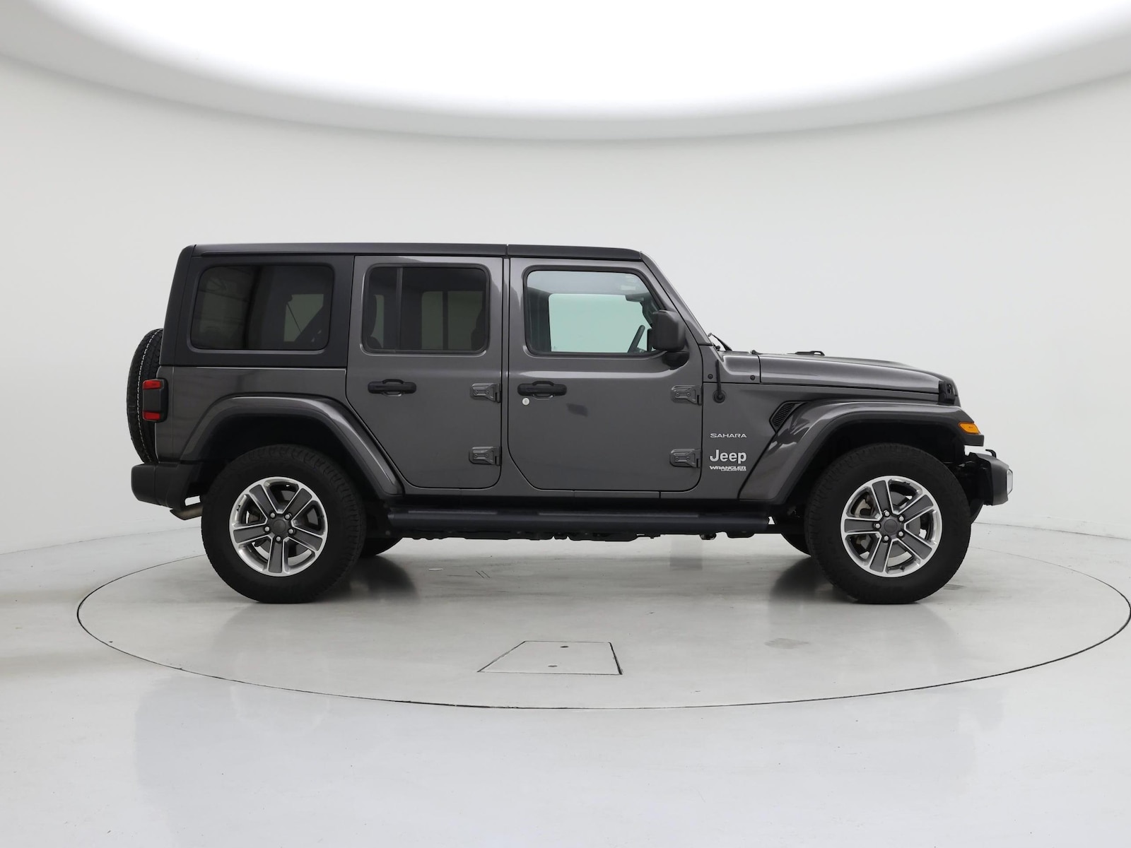 2021 Jeep Wrangler Unlimited Sahara - Photo 8