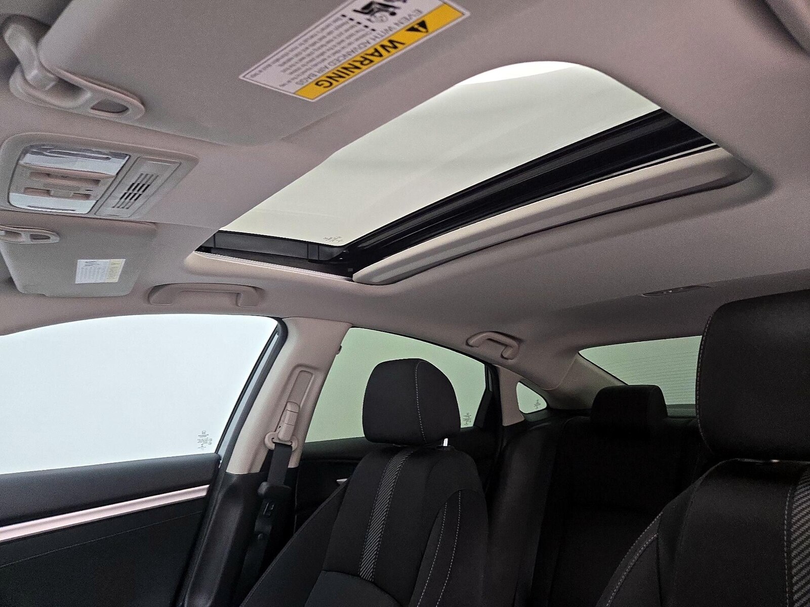 Sunroof(s) & Overhead Airbags