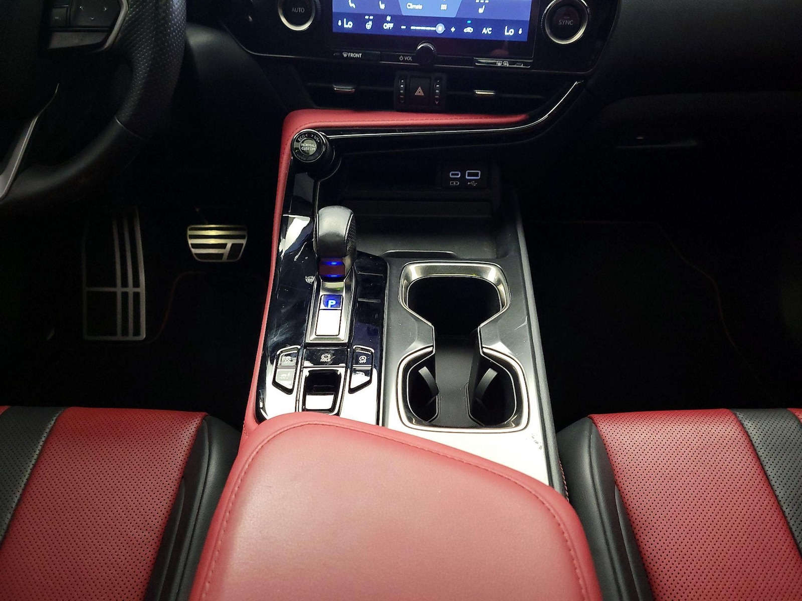 2022 Lexus NX 350 - Photo 18