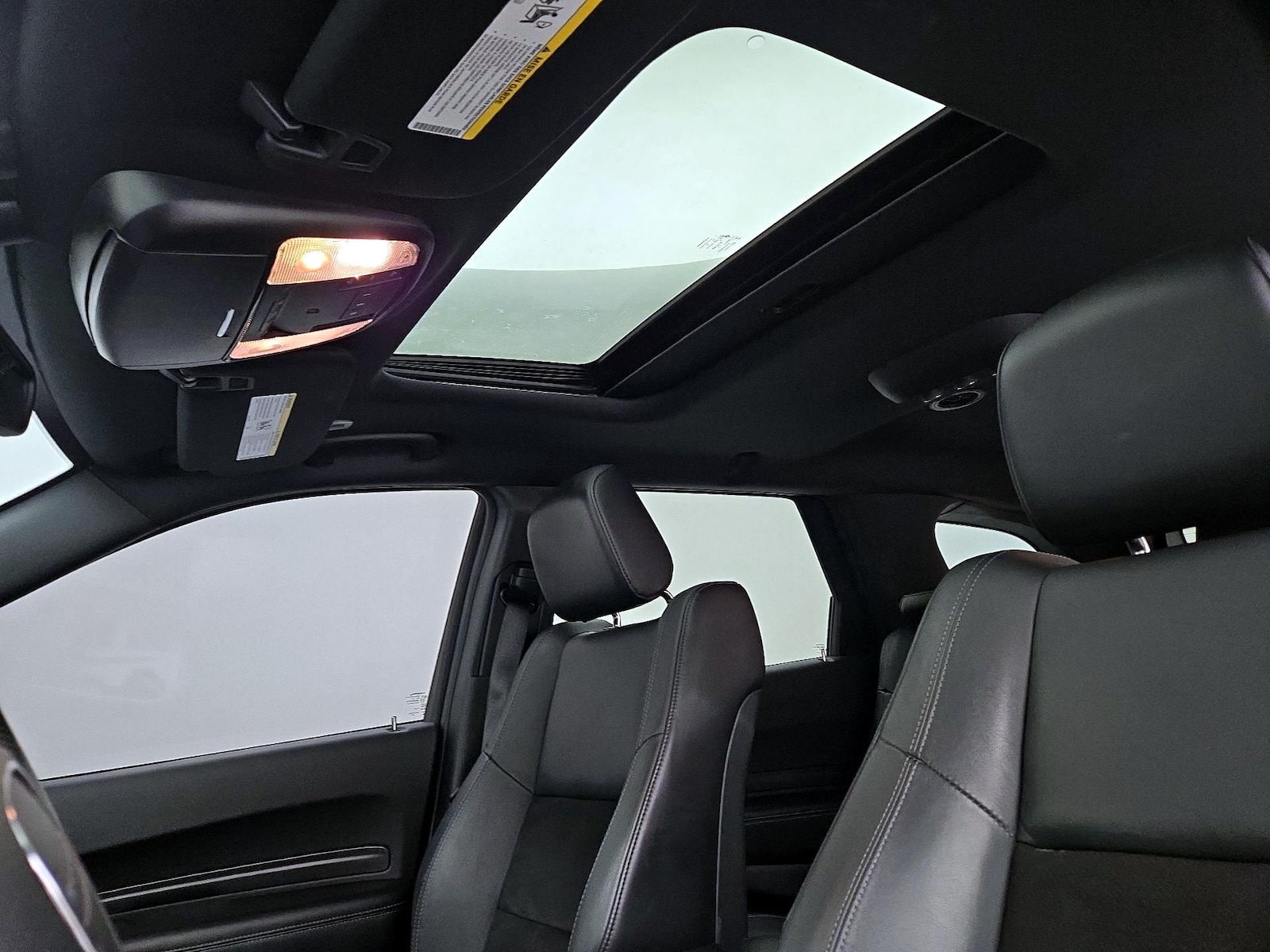 Sunroof(s) & Overhead Airbags