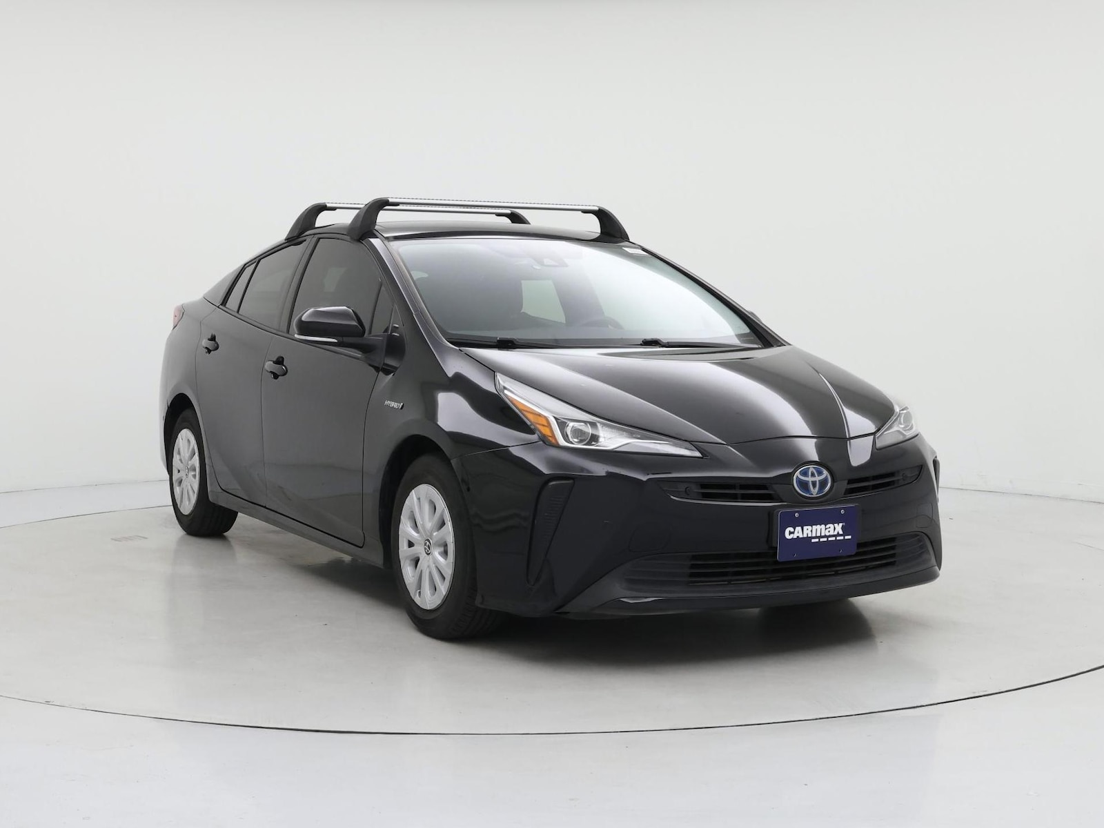 2021 Toyota Prius LE - Photo 2