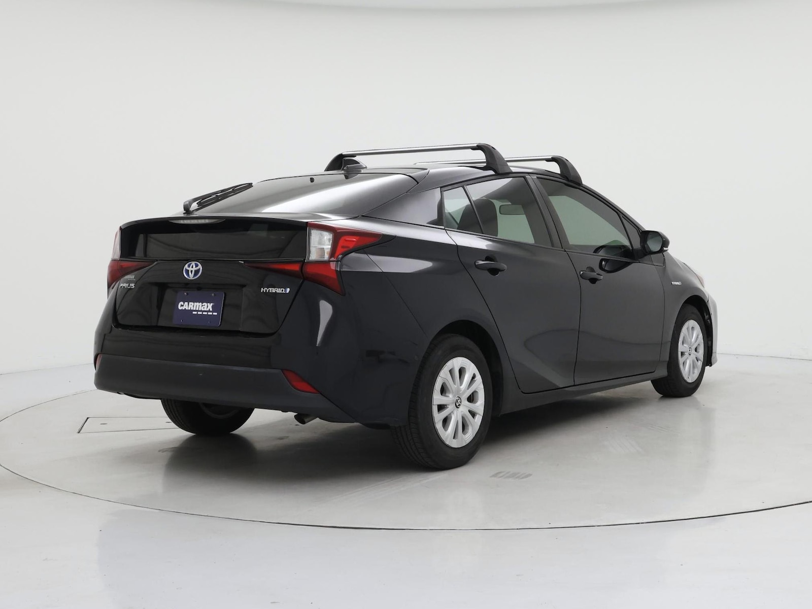 2021 Toyota Prius LE - Photo 9