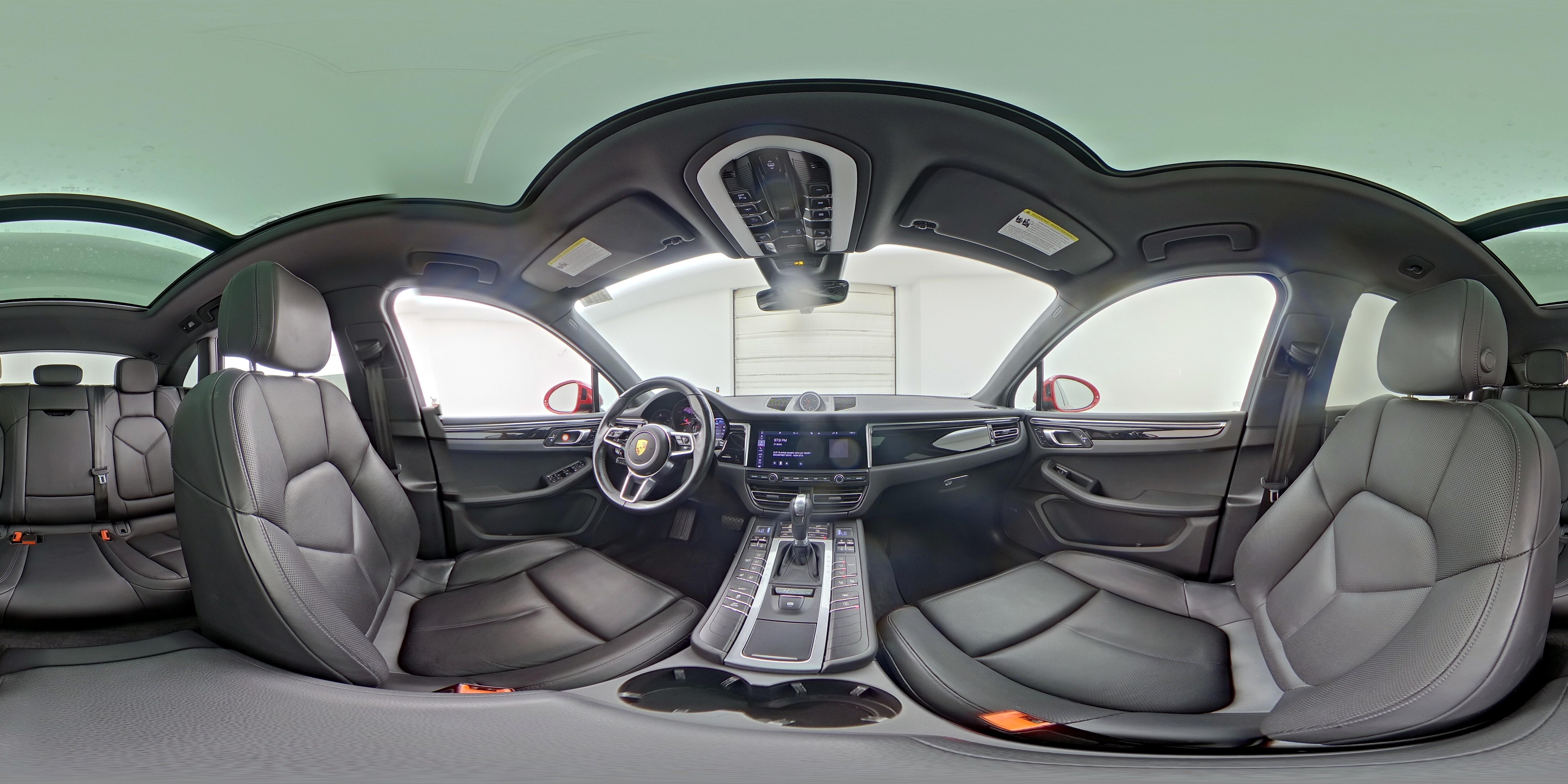 2021 Porsche Macan Base - Photo 27