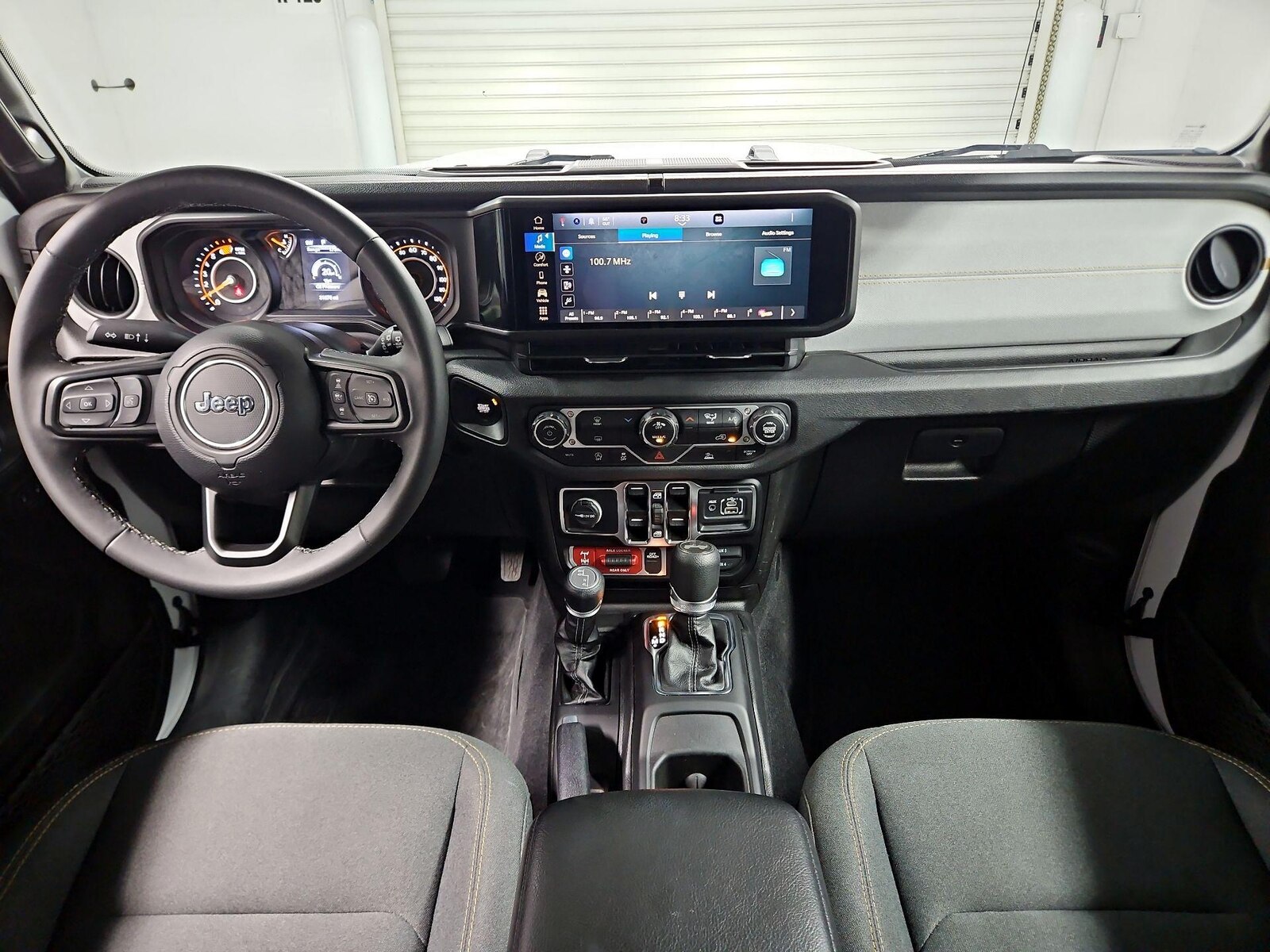 Photo 10