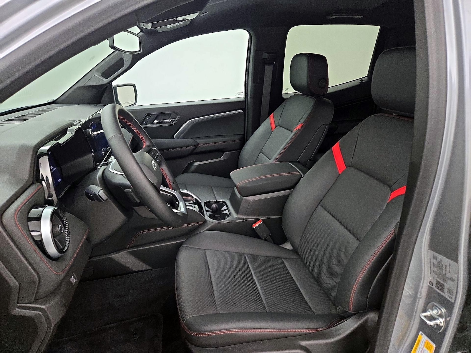2026 Chevrolet Colorado Z71 - Photo 12