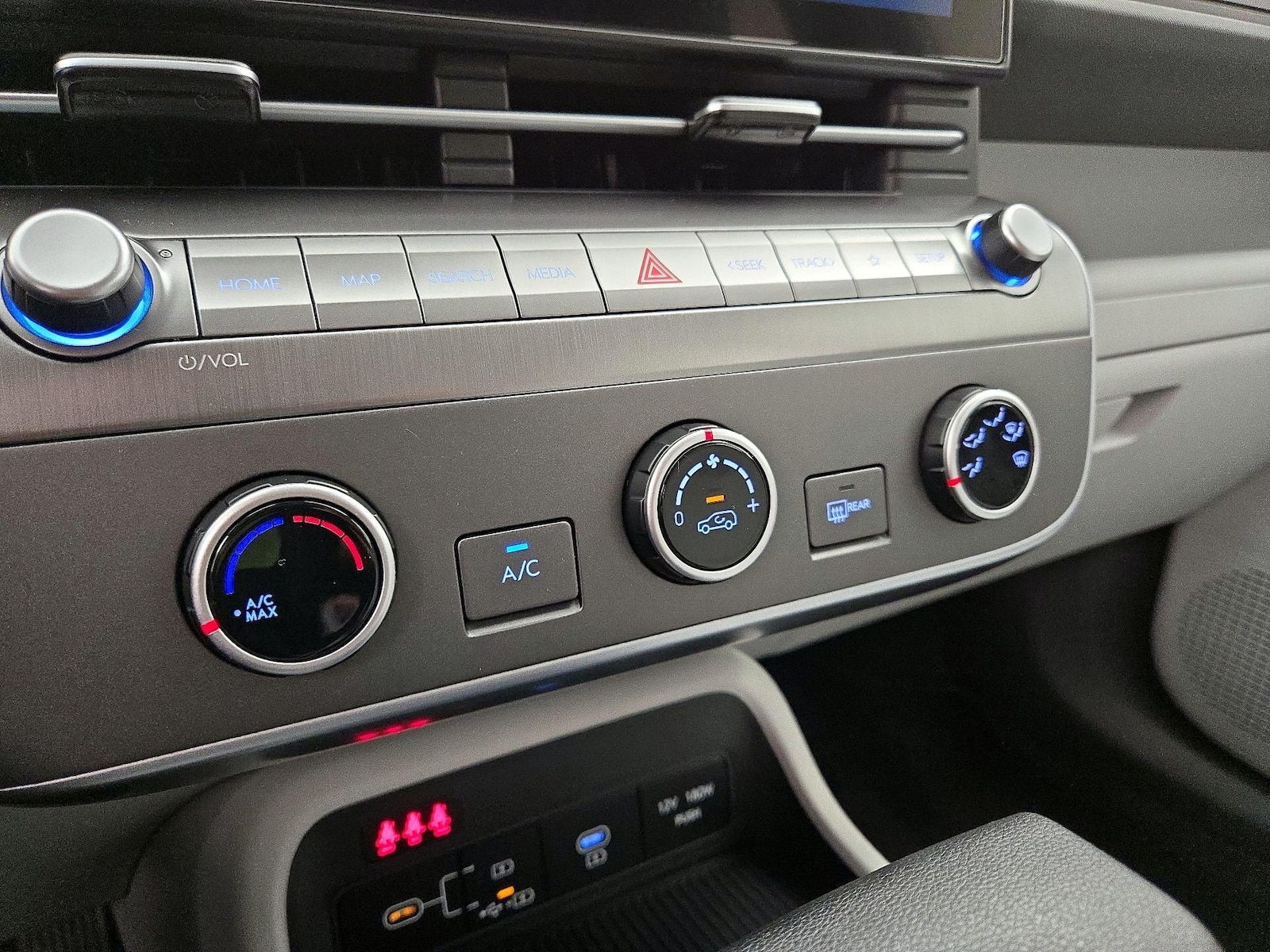 2026 Hyundai Kona SE - Photo 17