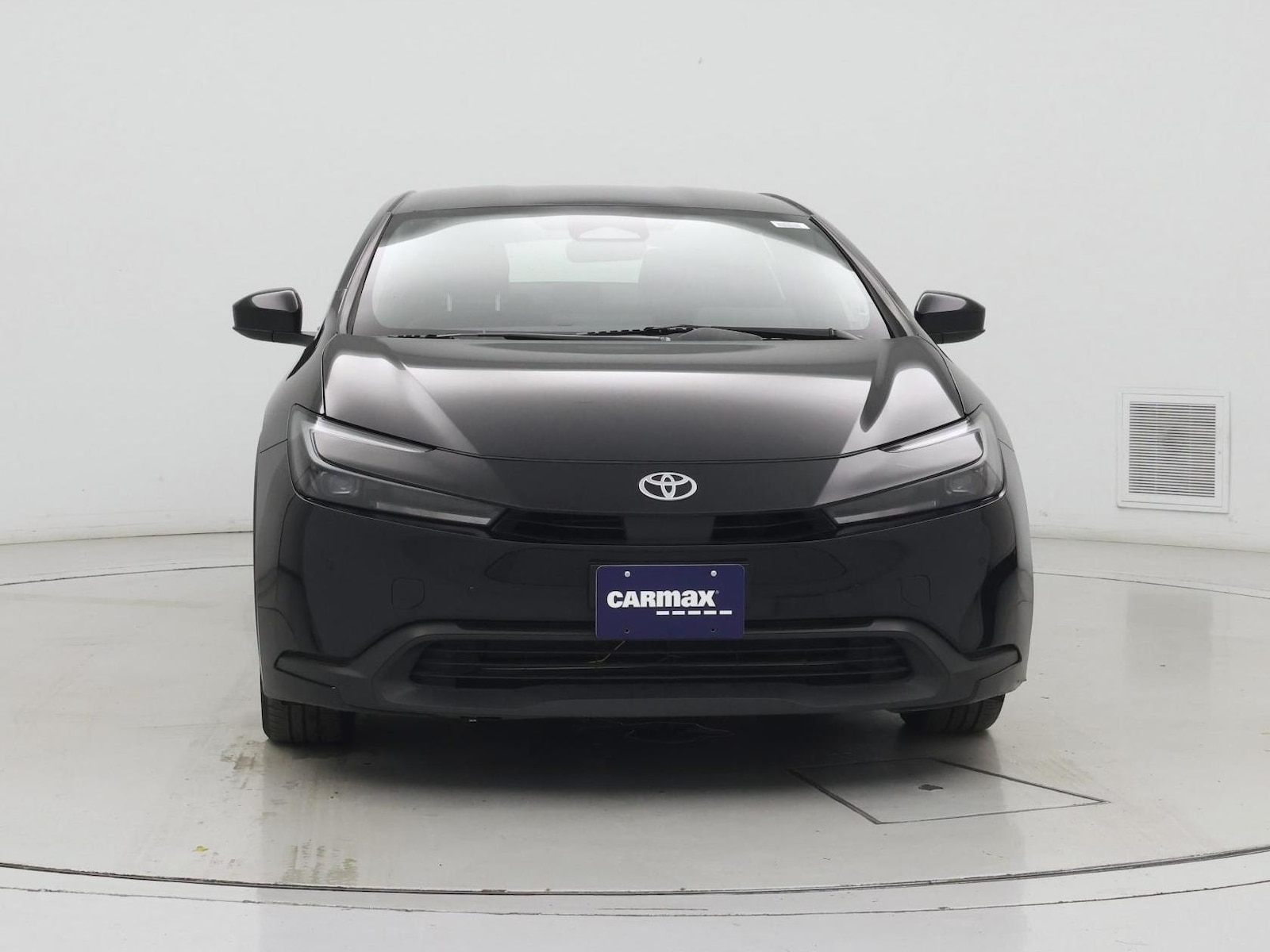 2025 Toyota Prius LE - Photo 6