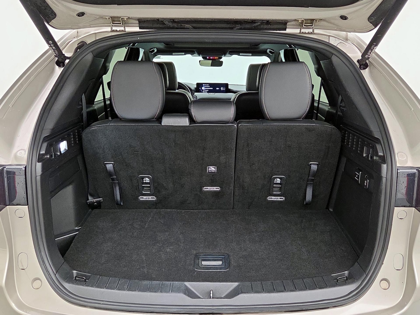 2025 Mazda CX-90 Premium Plus Package - Photo 24