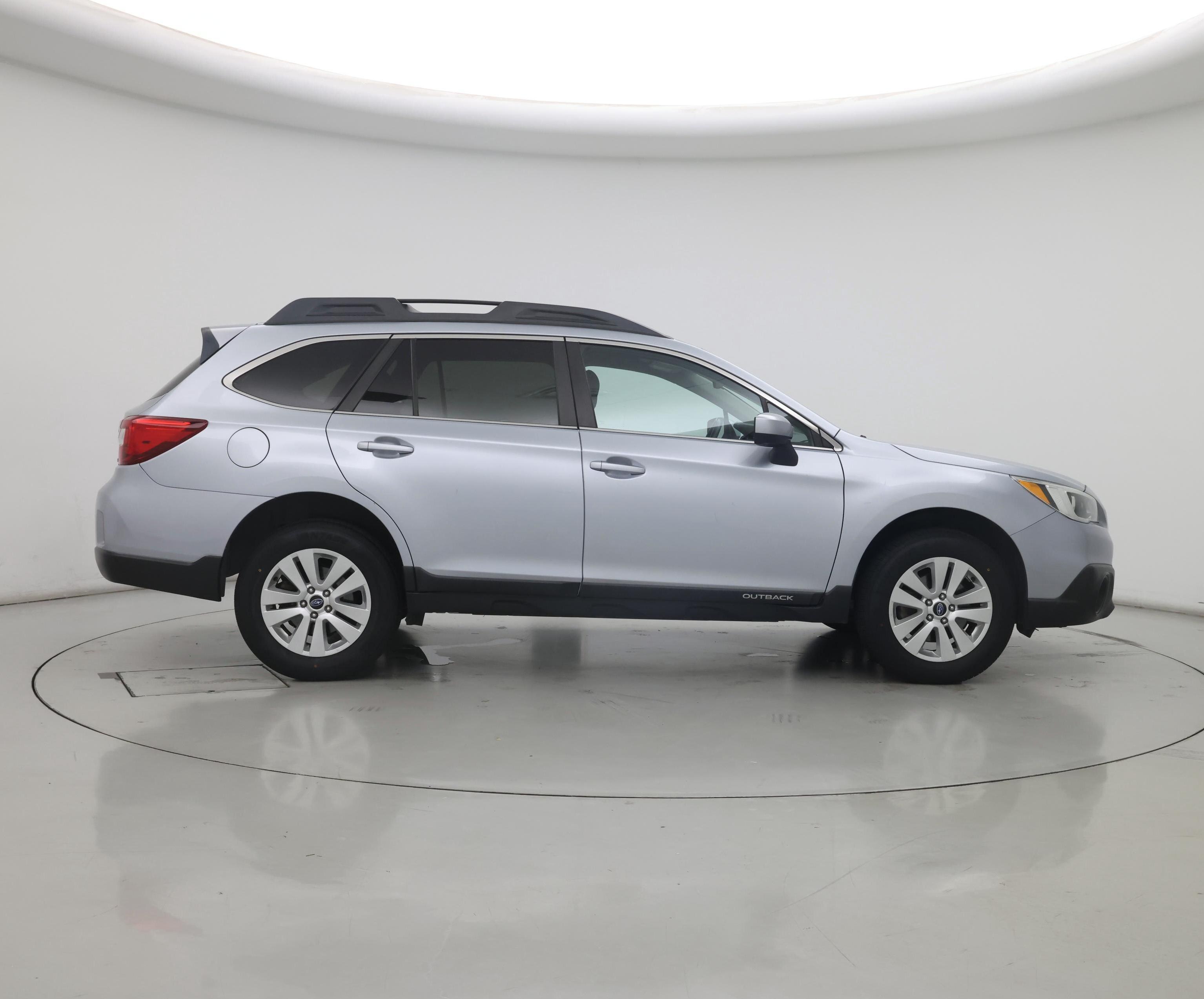 Thumbnail: 2015 Subaru Outback - 7