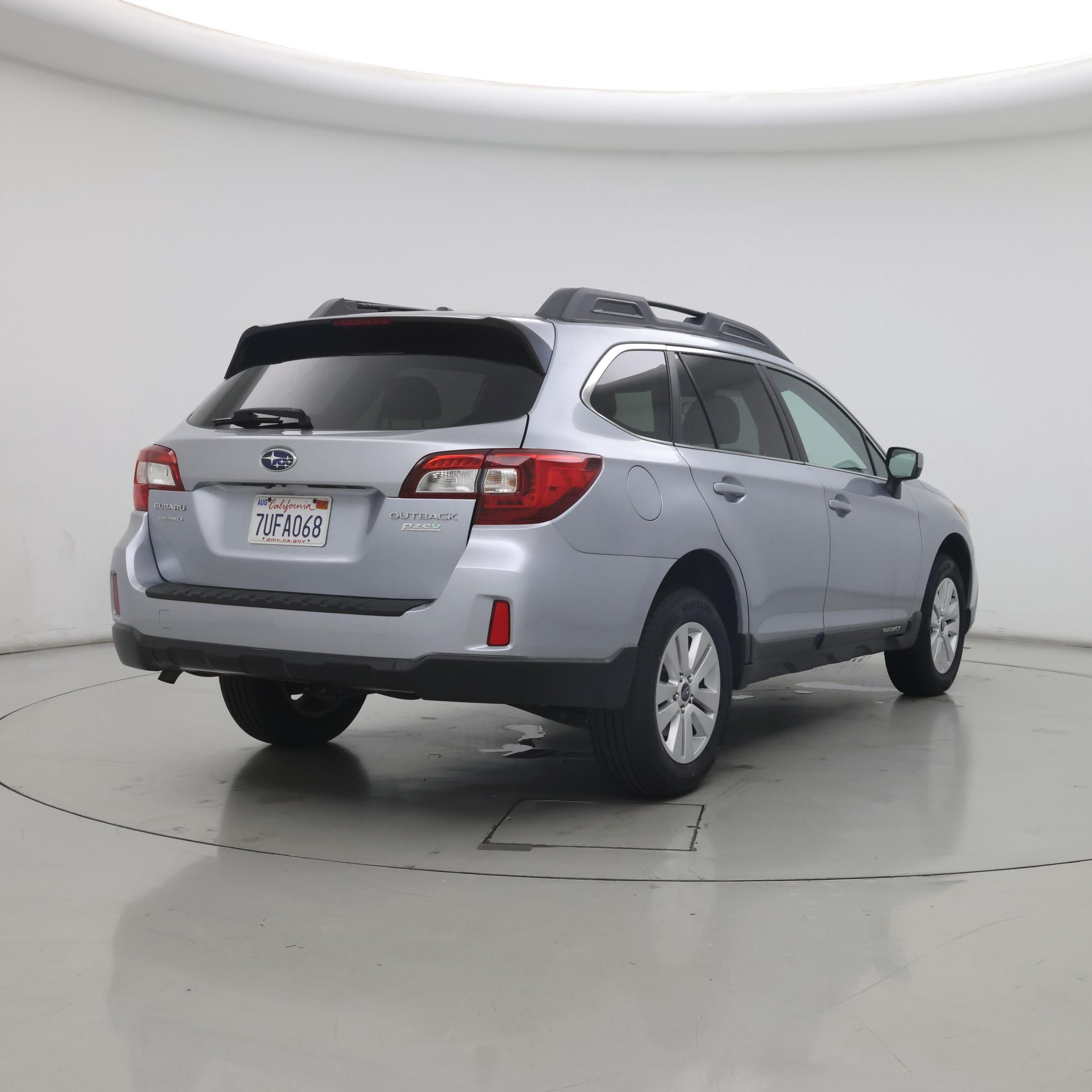Thumbnail: 2015 Subaru Outback - 8