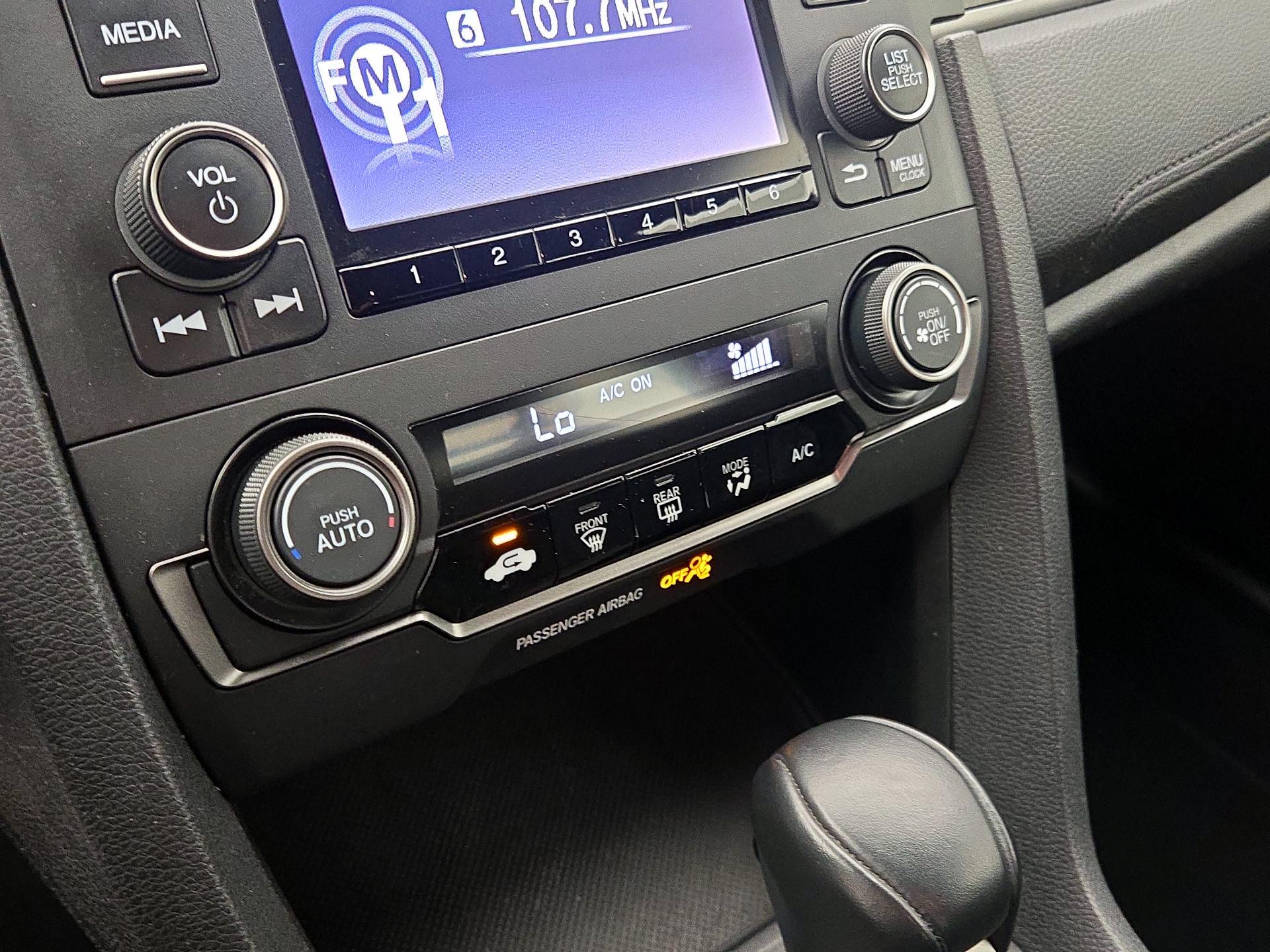 Thumbnail: 2018 Honda Civic - 15