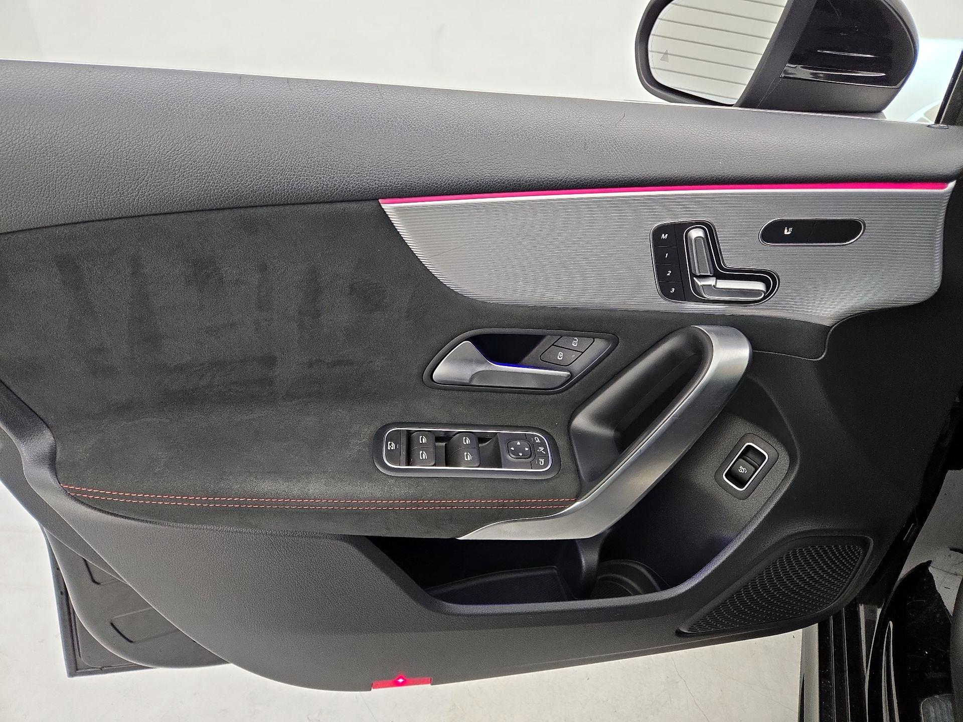 Thumbnail: 2021 Mercedes-Benz A-Class - 12