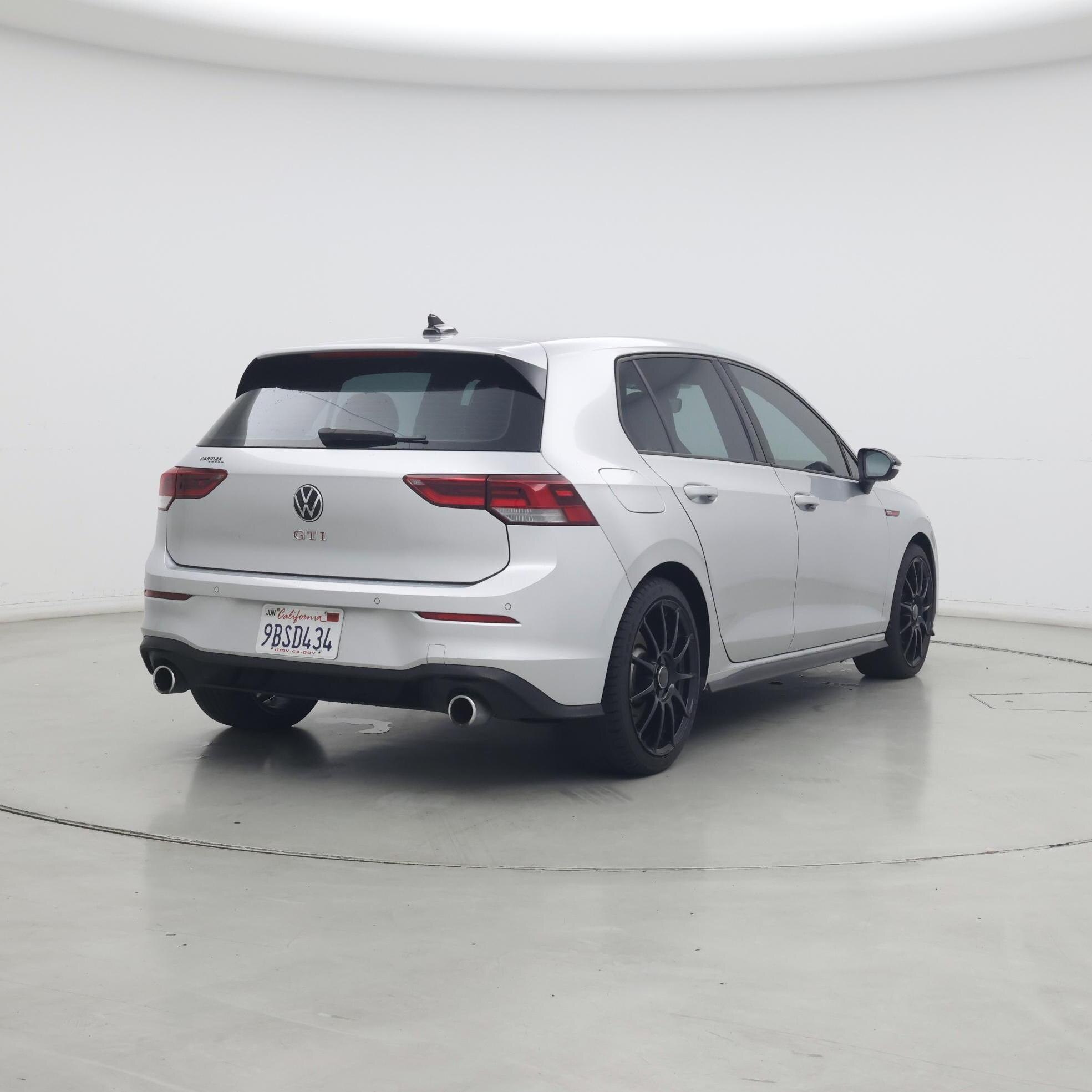 Thumbnail: 2022 Volkswagen Golf - 8