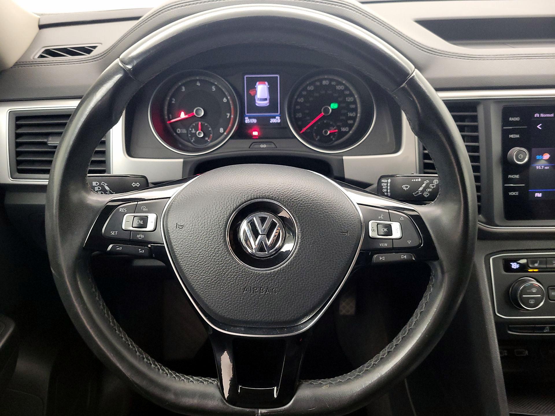 Thumbnail: 2019 Volkswagen Atlas - 10
