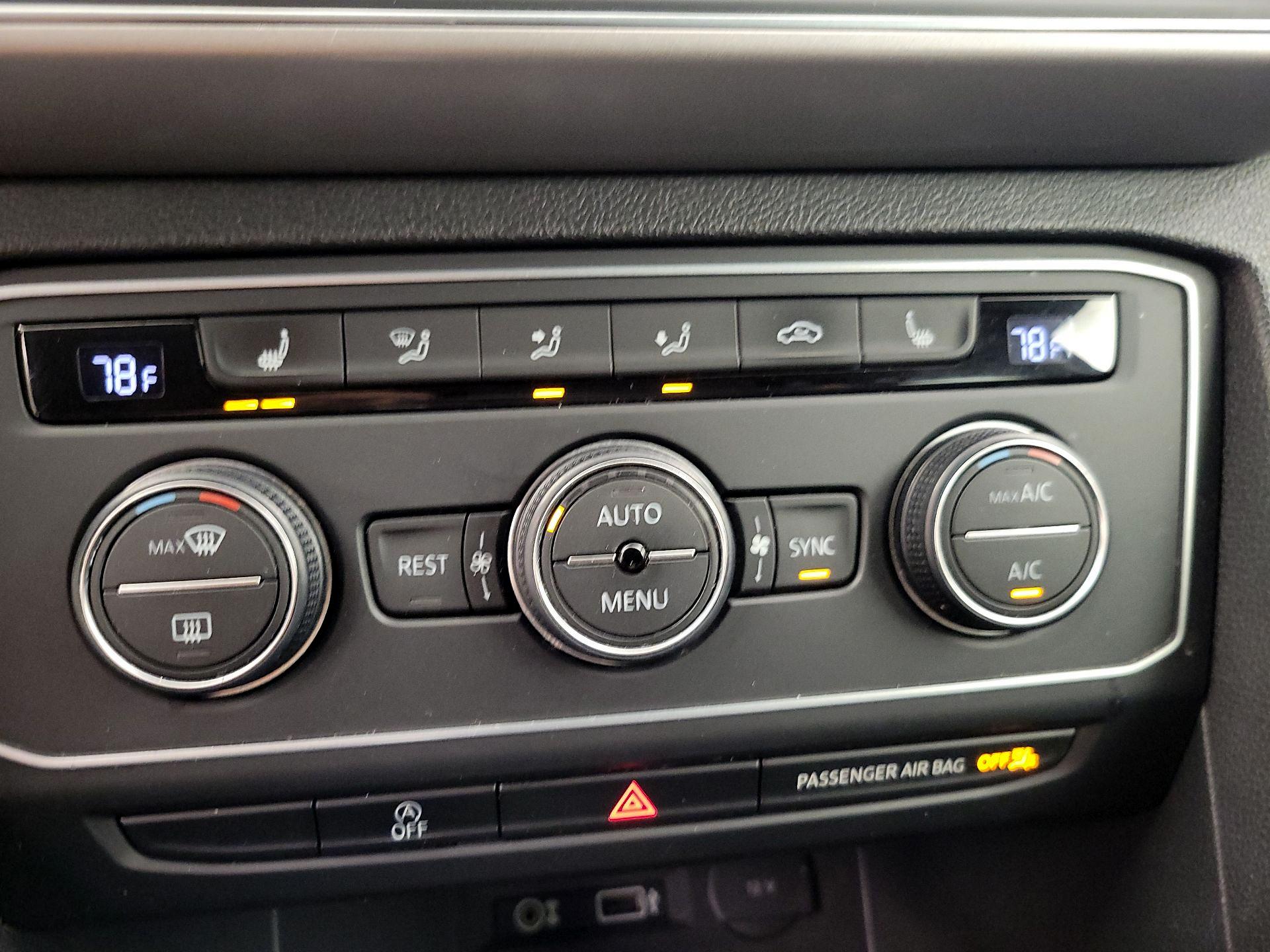 Thumbnail: 2019 Volkswagen Atlas - 16