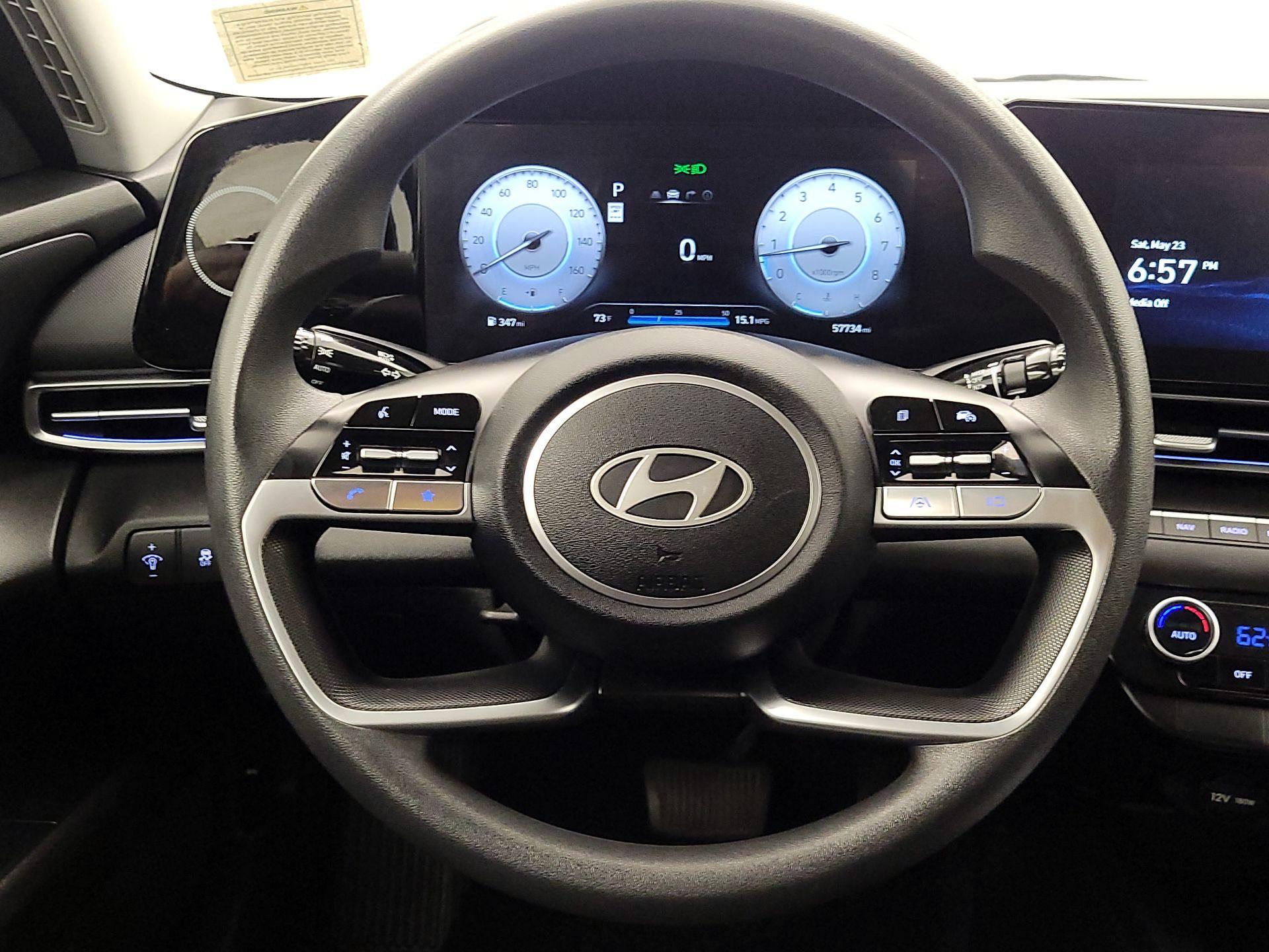 Thumbnail: 2024 Hyundai Elantra - 10