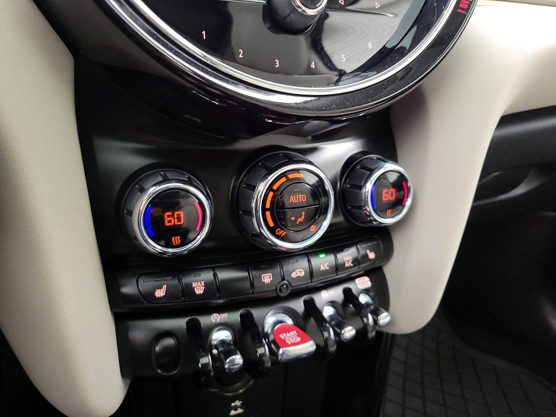 Thumbnail: 2024 MINI Cooper Hardtop - 16