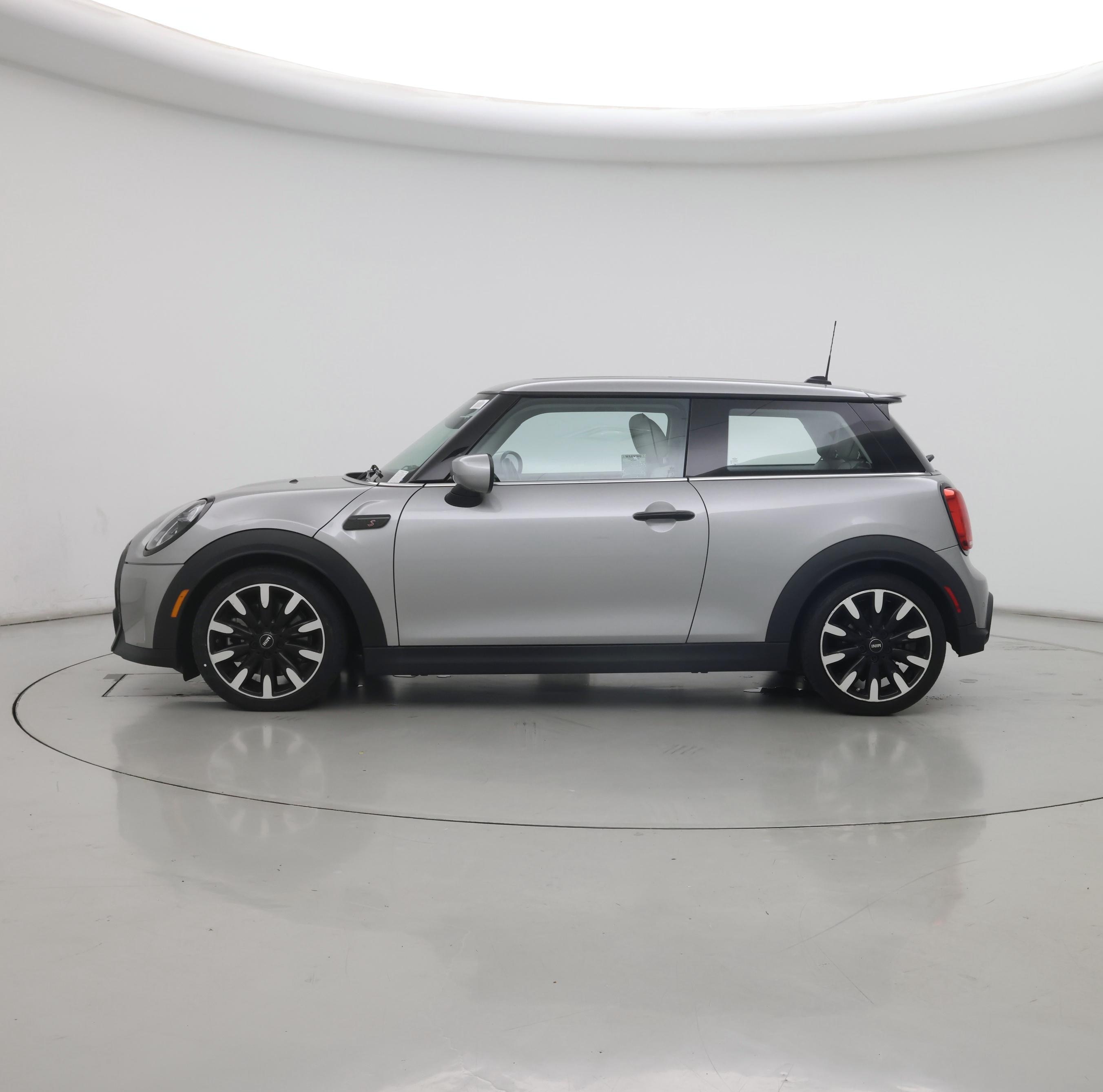 Thumbnail: 2024 MINI Cooper Hardtop - 3