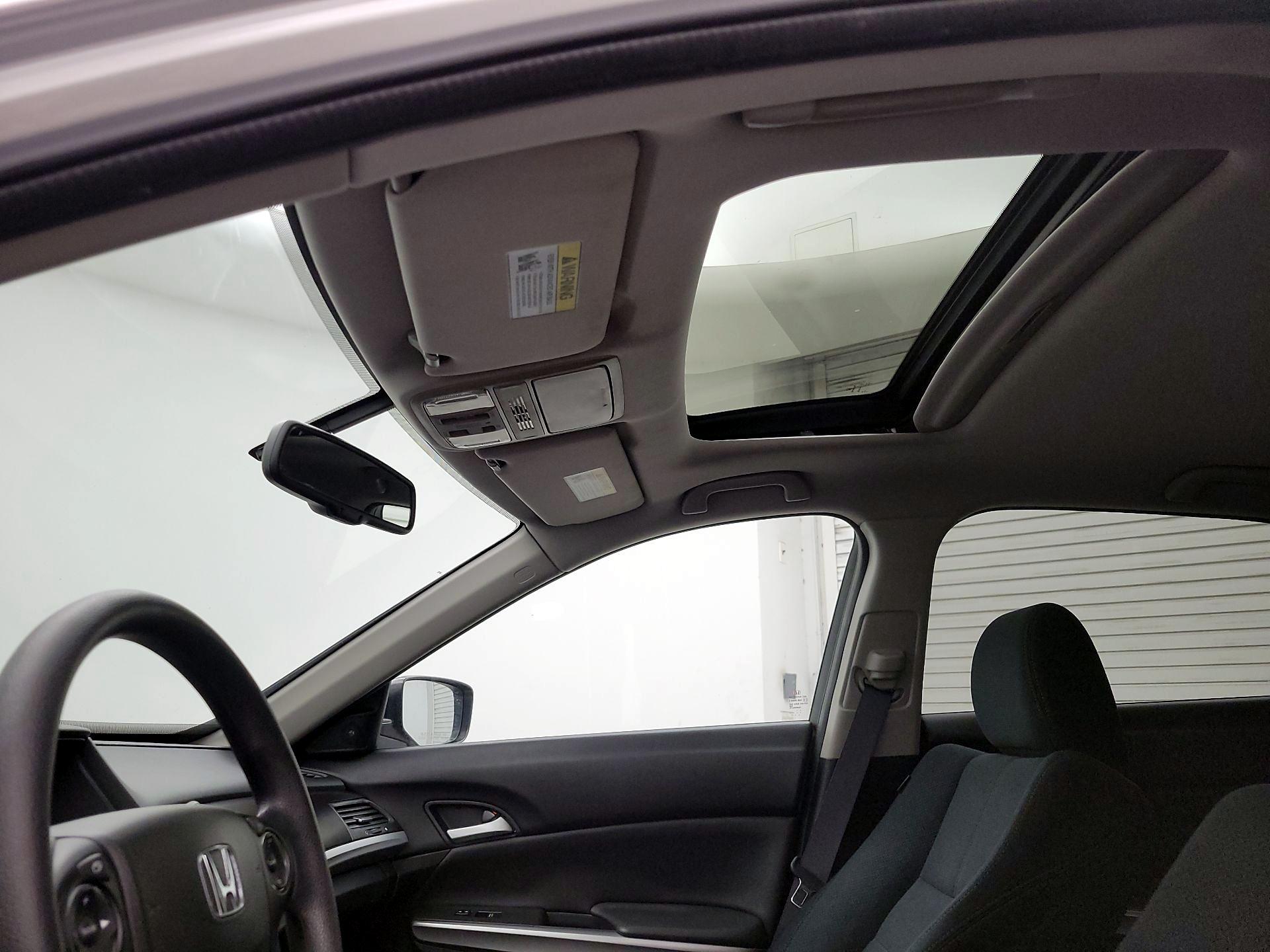 Thumbnail: 2014 Honda Accord Crosstour - 19